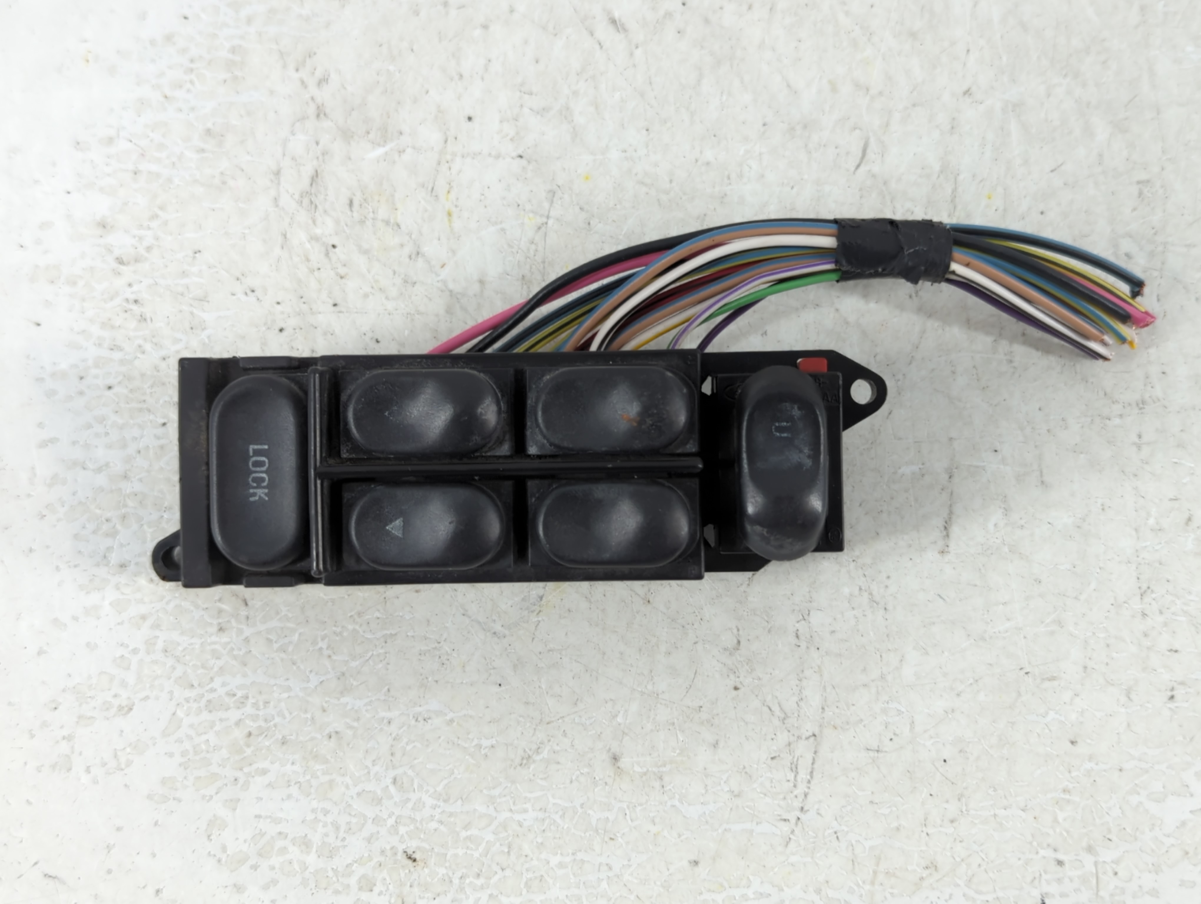 2000-2004 Ford Mustang Driver Left Door Master Power Window Switch 914227 - Oemusedautoparts1.com