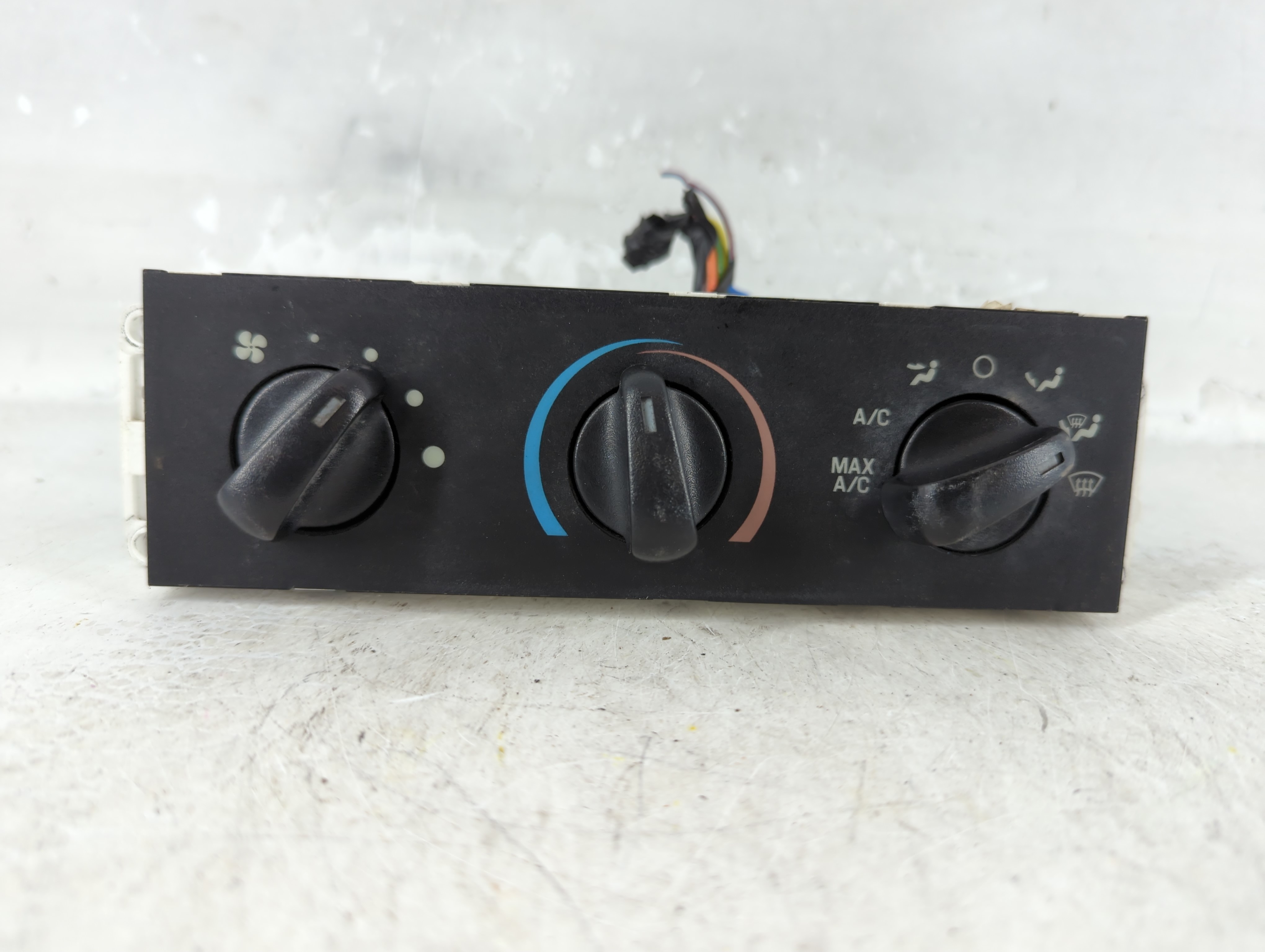 Picture of 2001-2004 Ford Mustang Ac Heater Climate Control 914268