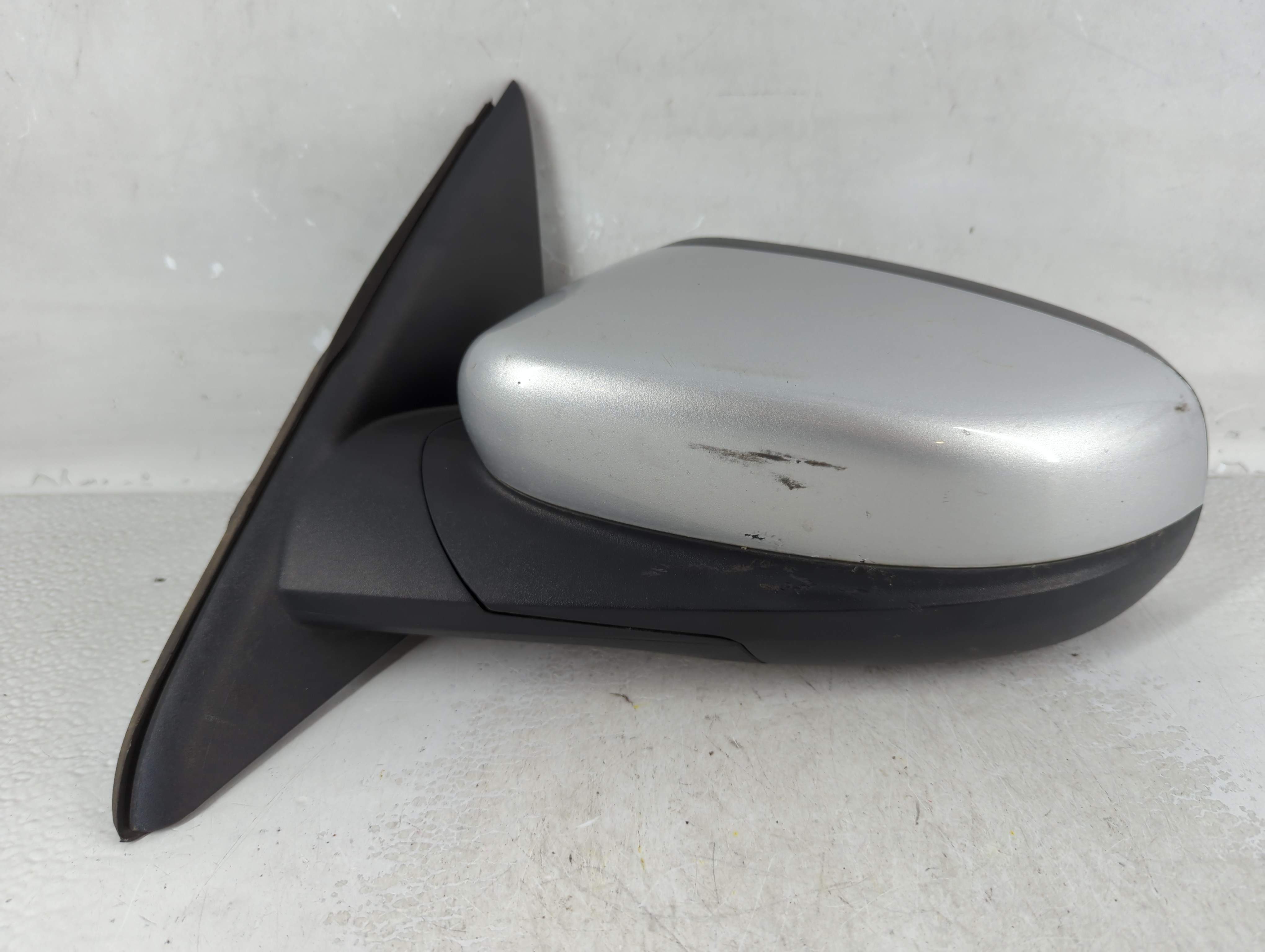2012 Ford Taurus Passenger Right Side View Manual Door Mirror Grey 914295 - Oemusedautoparts1.com