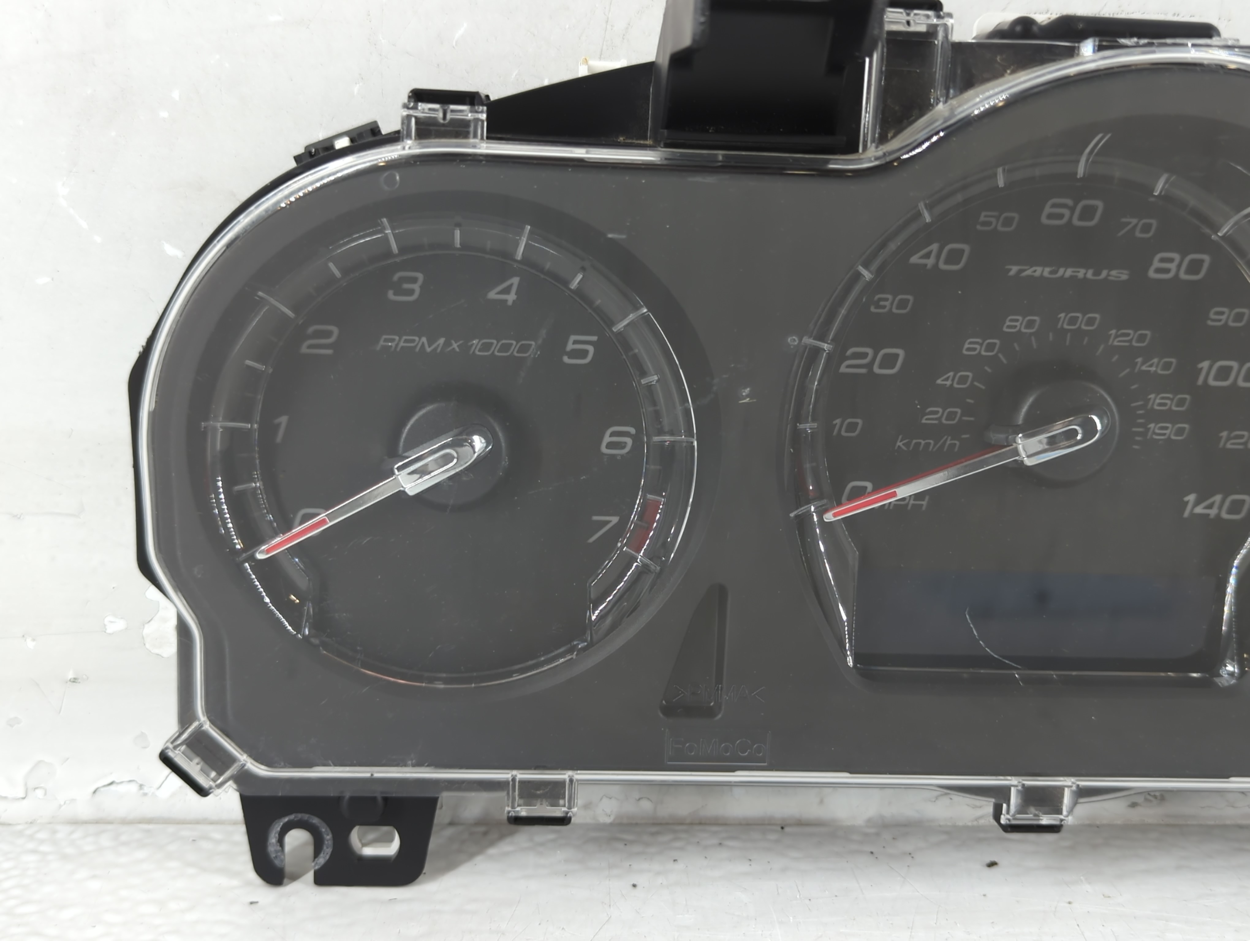 2012 Ford Taurus Speedometer Instrument Cluster Gauges 914313 - Oemusedautoparts1.com