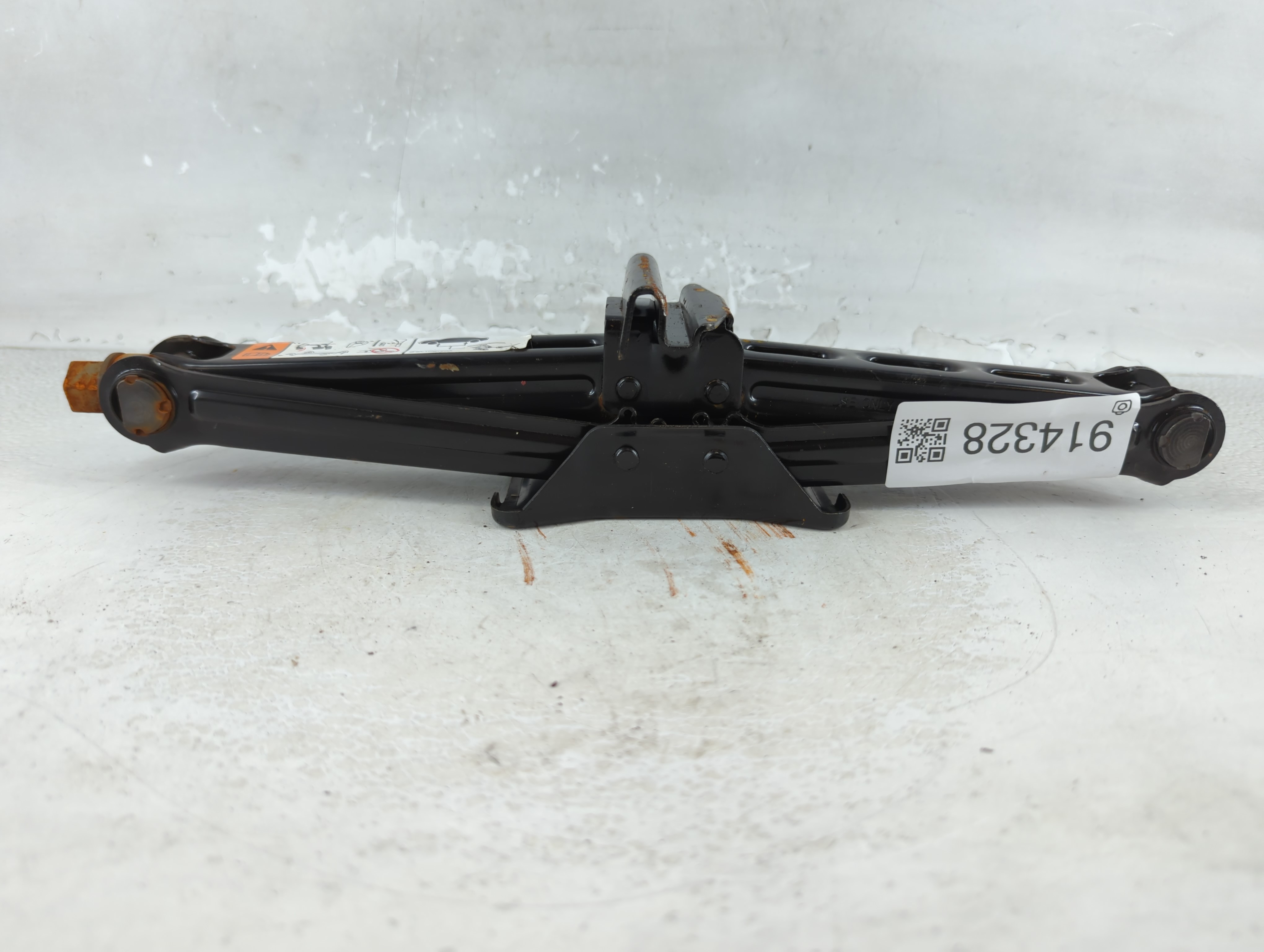 Picture of 2012 Ford Taurus Spare Scissor Car Jack 914328
