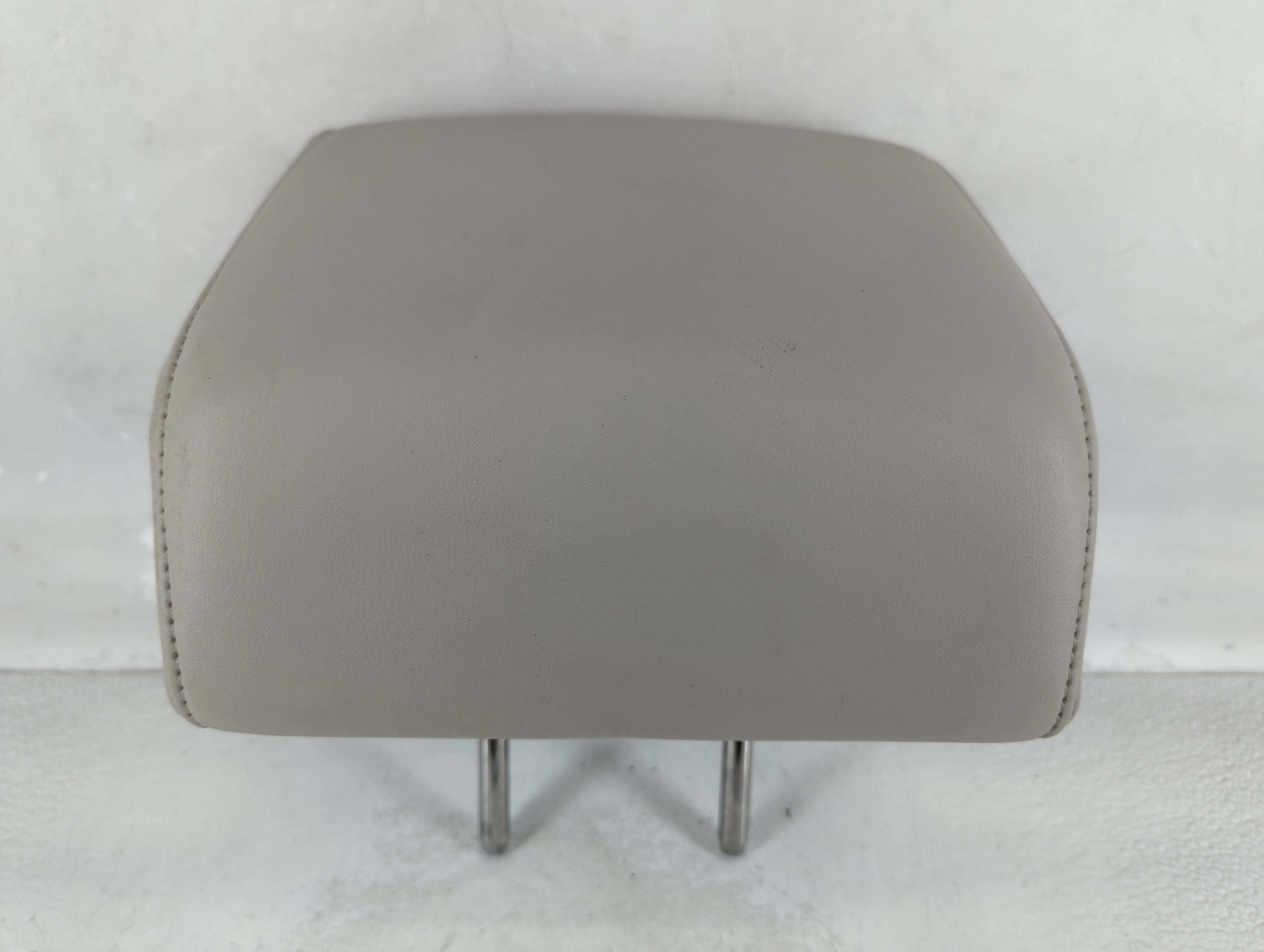 Picture of 2010-2012 Ford Taurus Headrest Head Rest Rear Center Seat Beige 914410