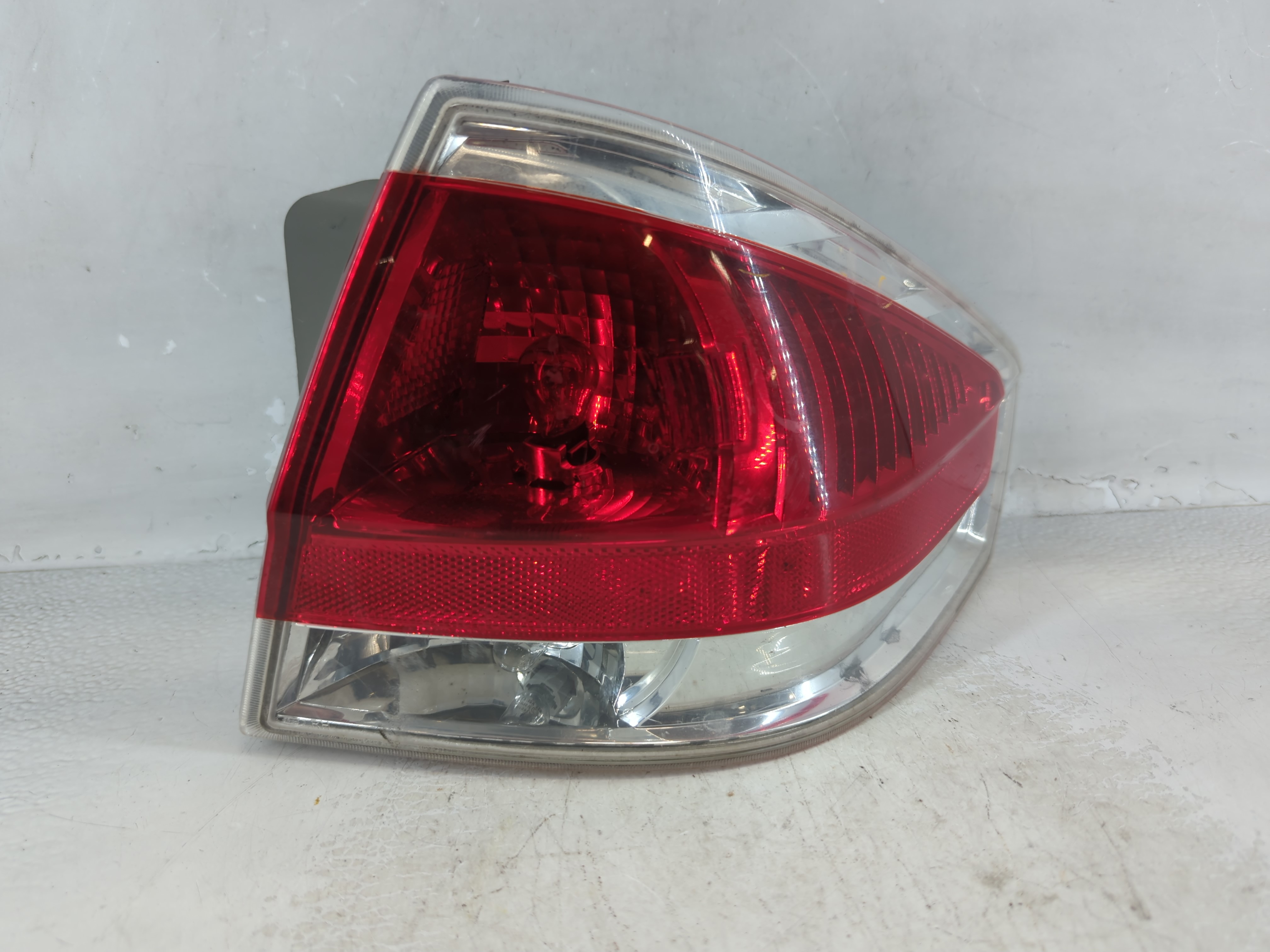 2008-2011 Ford Focus Passenger Right Side Tail Light Taillight Oem 914515 - Oemusedautoparts1.com