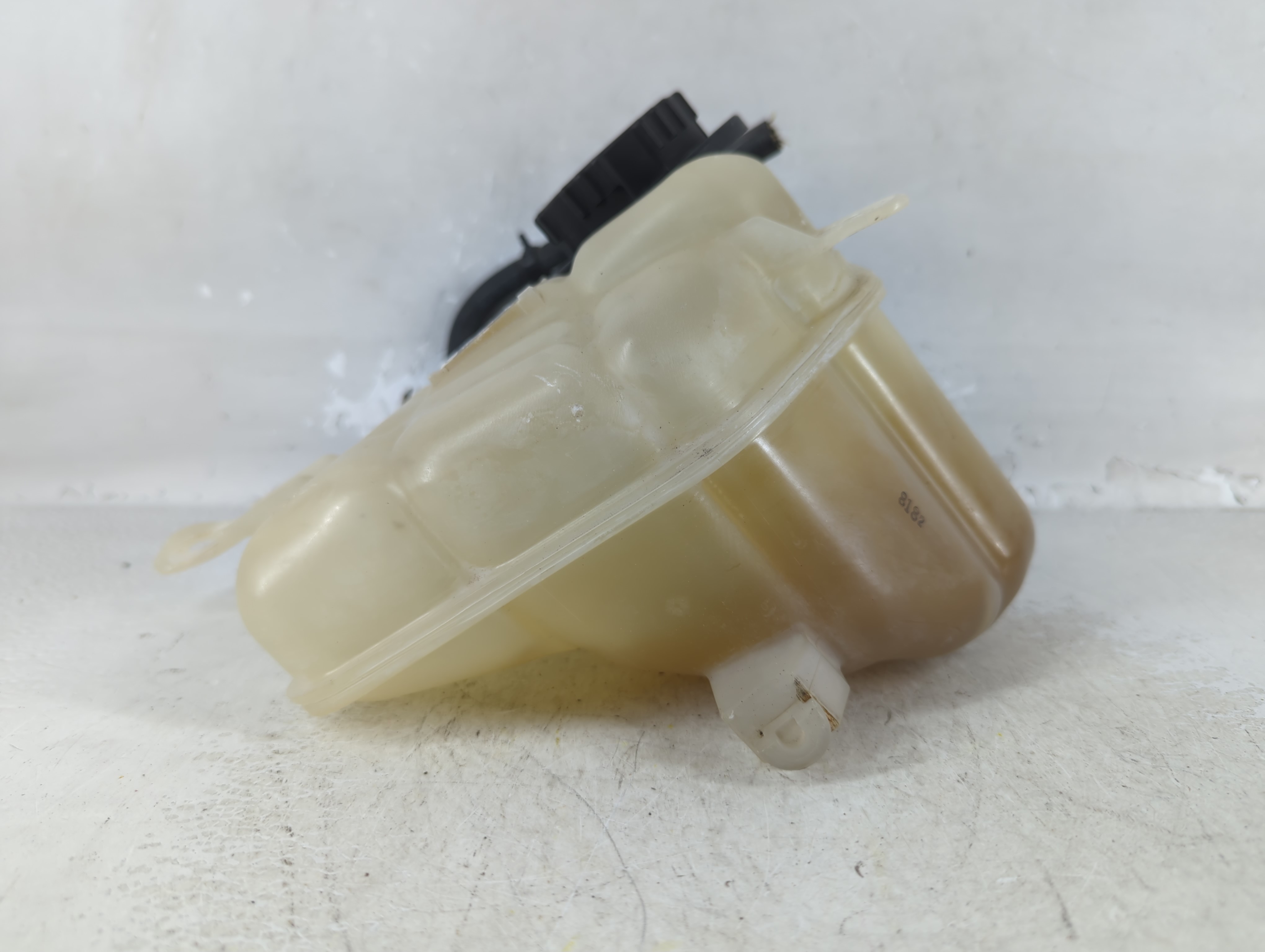 2006-2009 Ford Fusion Radiator Coolant Overflow Expansion Tank Bottle 914684 - Oemusedautoparts1.com