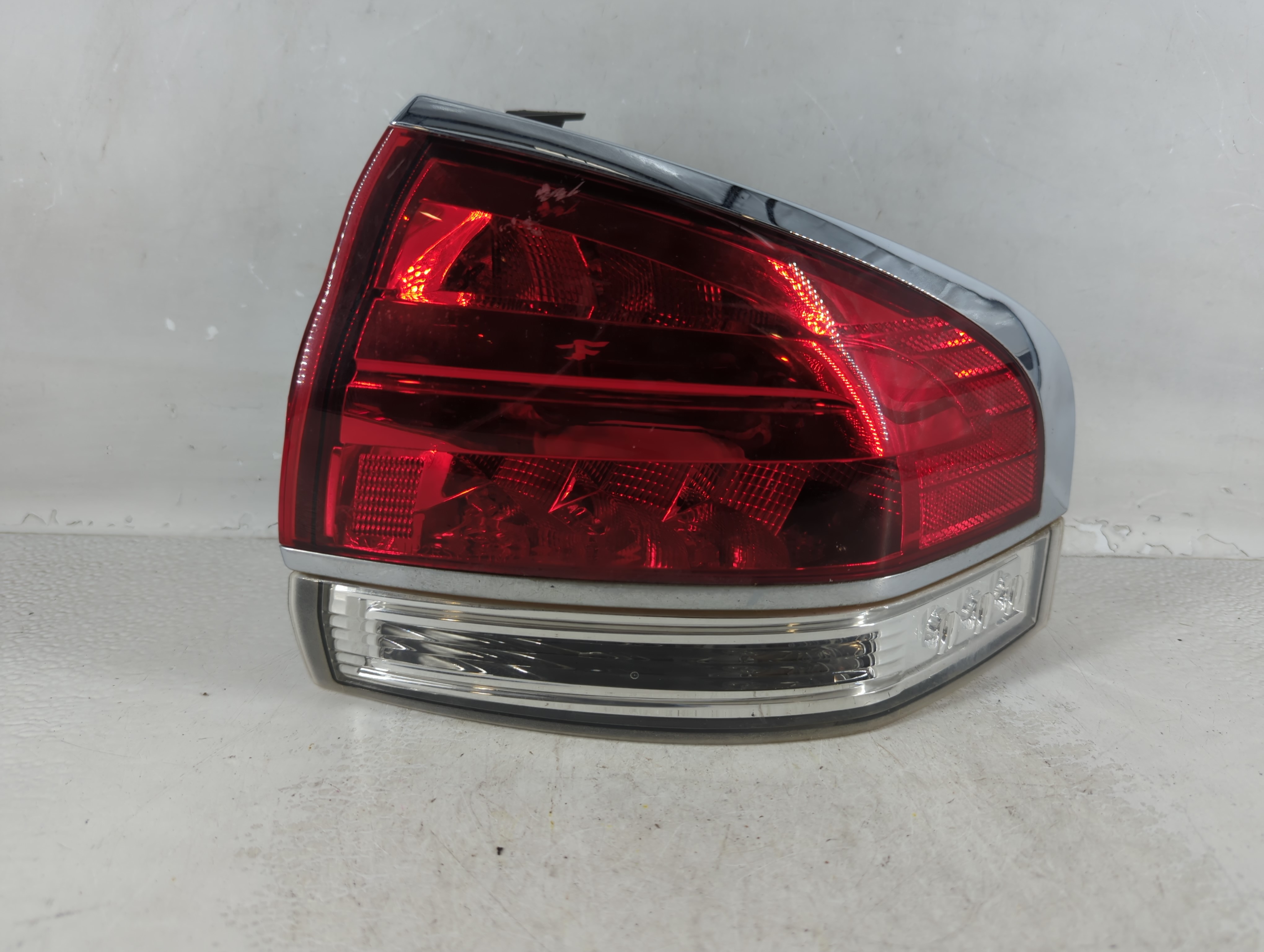 2011-2015 Lincoln Mkx Passenger Right Side Tail Light Taillight Oem 914742 - Oemusedautoparts1.com