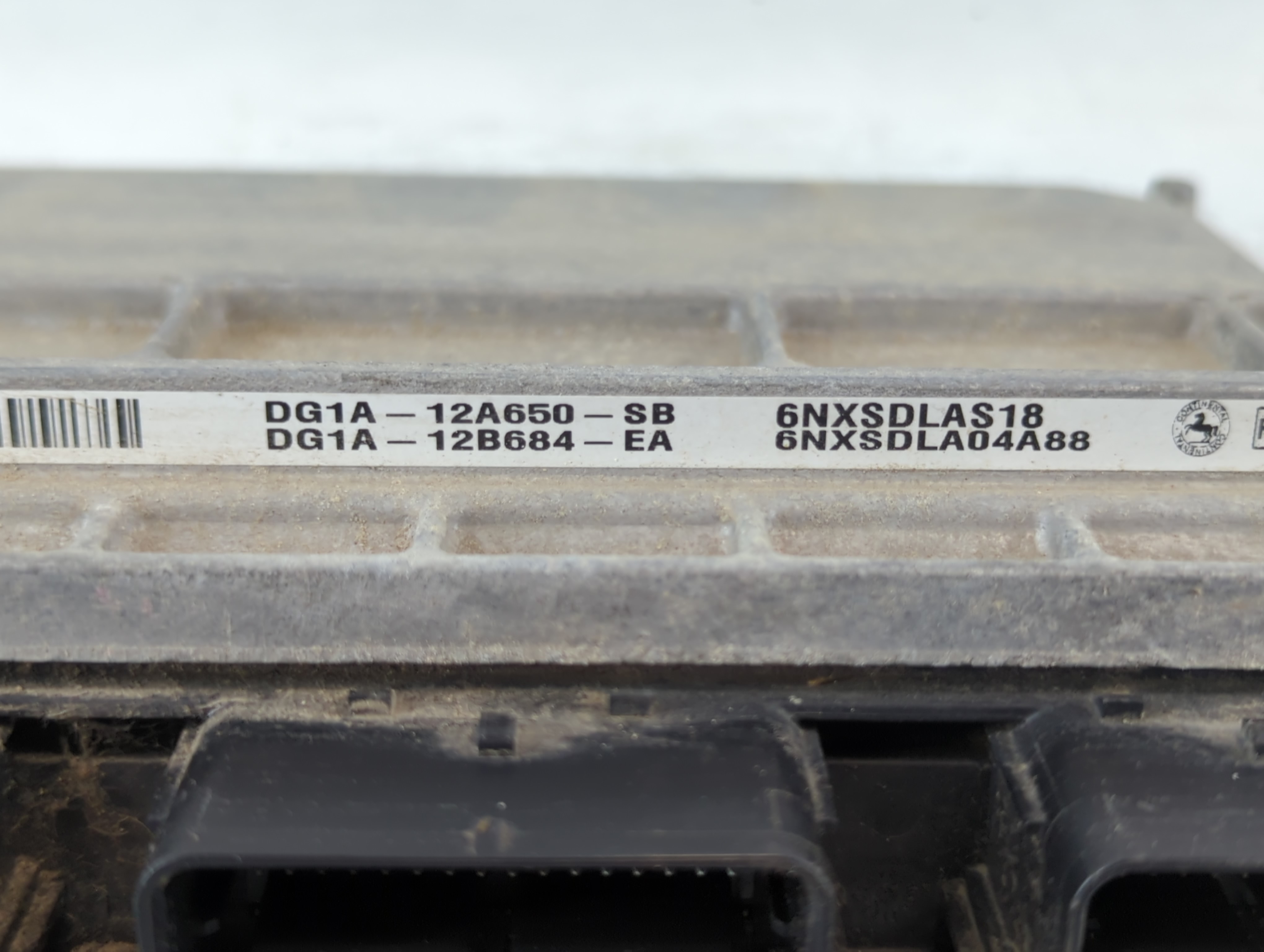 Picture of Ford Taurus Engine Control Computer Ecu Pcm Ecm Pcu Oem 915028