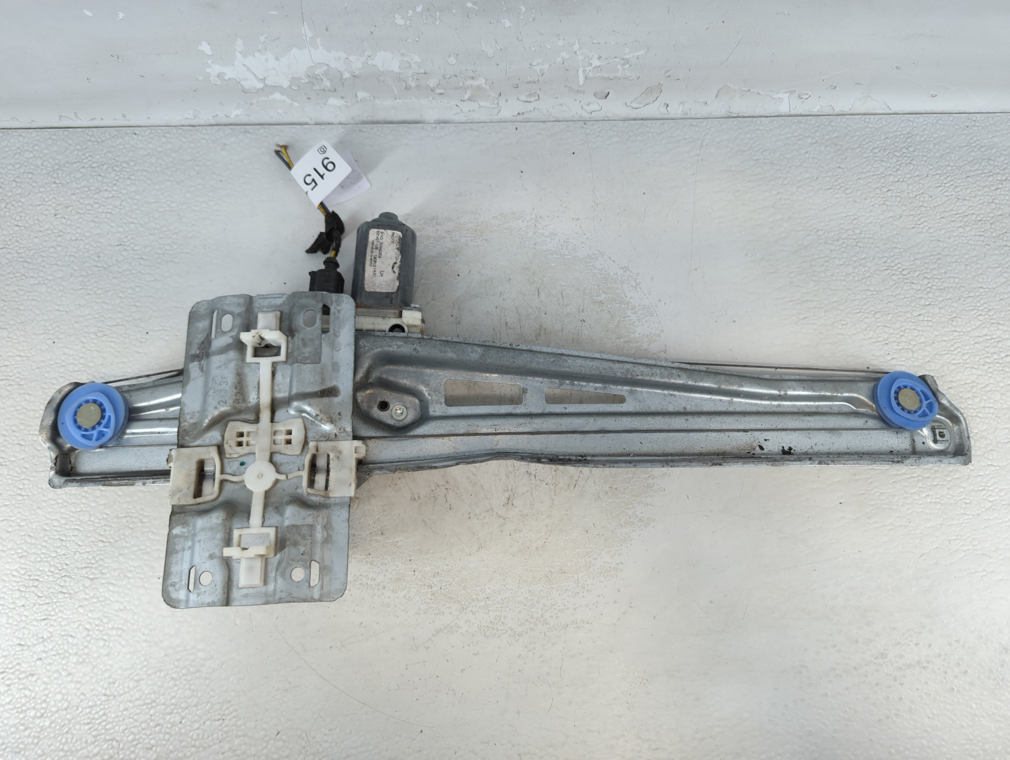 Picture of 2014 Ford Explorer Driver Left Front Window Regulator 915110