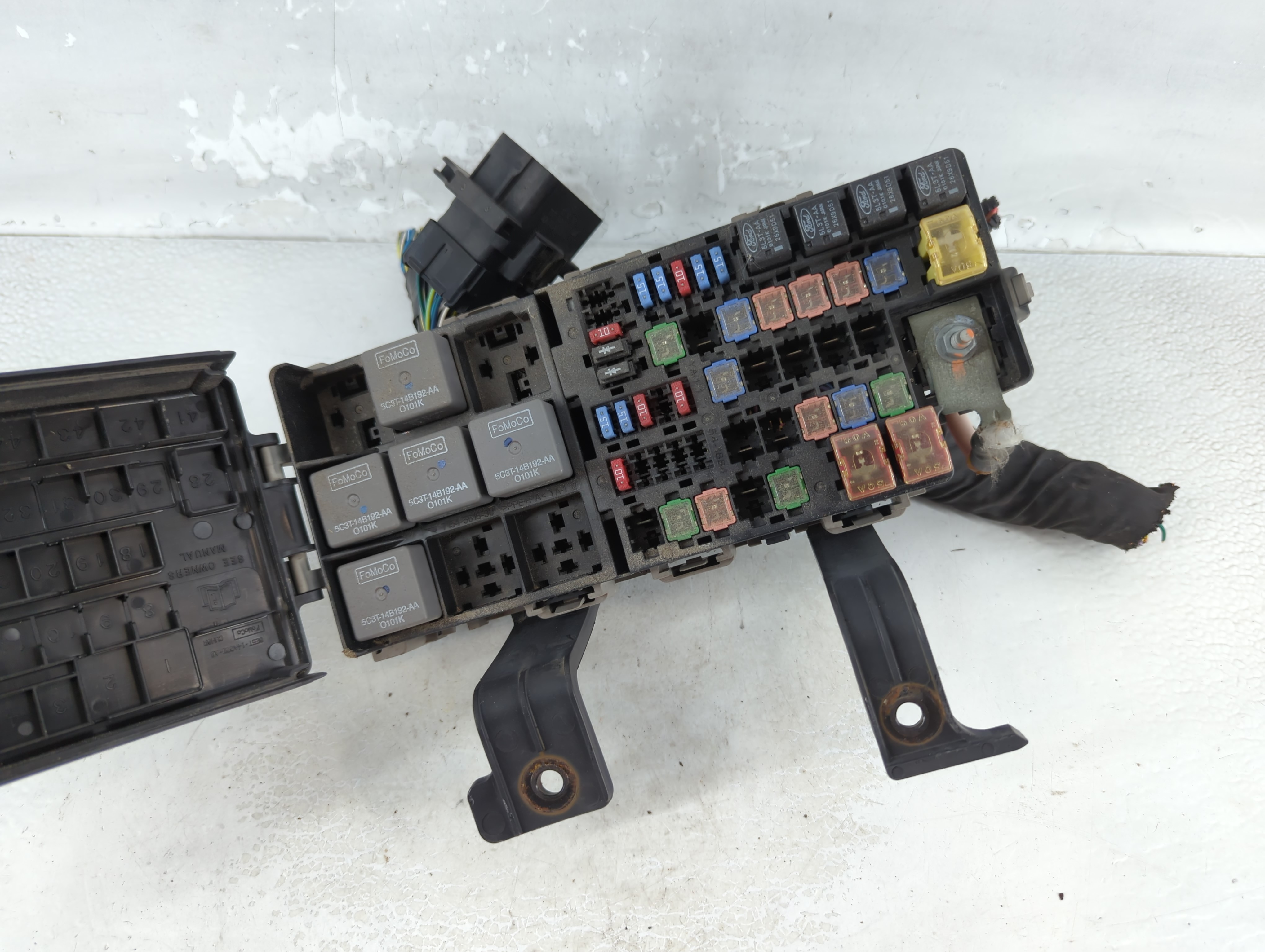 2010-2011 Mercury Milan Fusebox Fuse Box Relay Module 915343 - Oemusedautoparts1.com