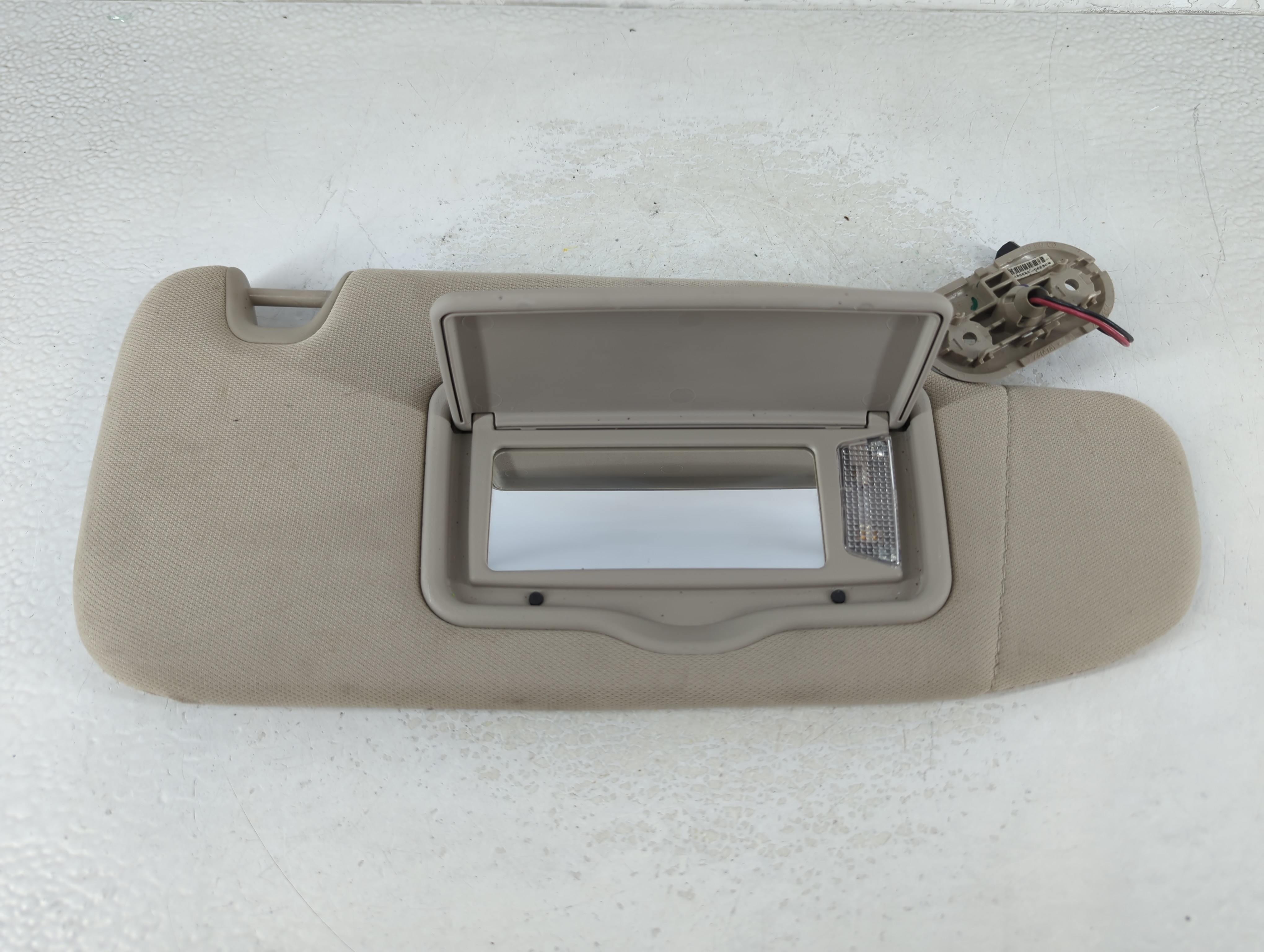 2010-2011 Mercury Milan Passenger Sun Visor Mirror Right Sunvisor Grey 915483 - Oemusedautoparts1.com