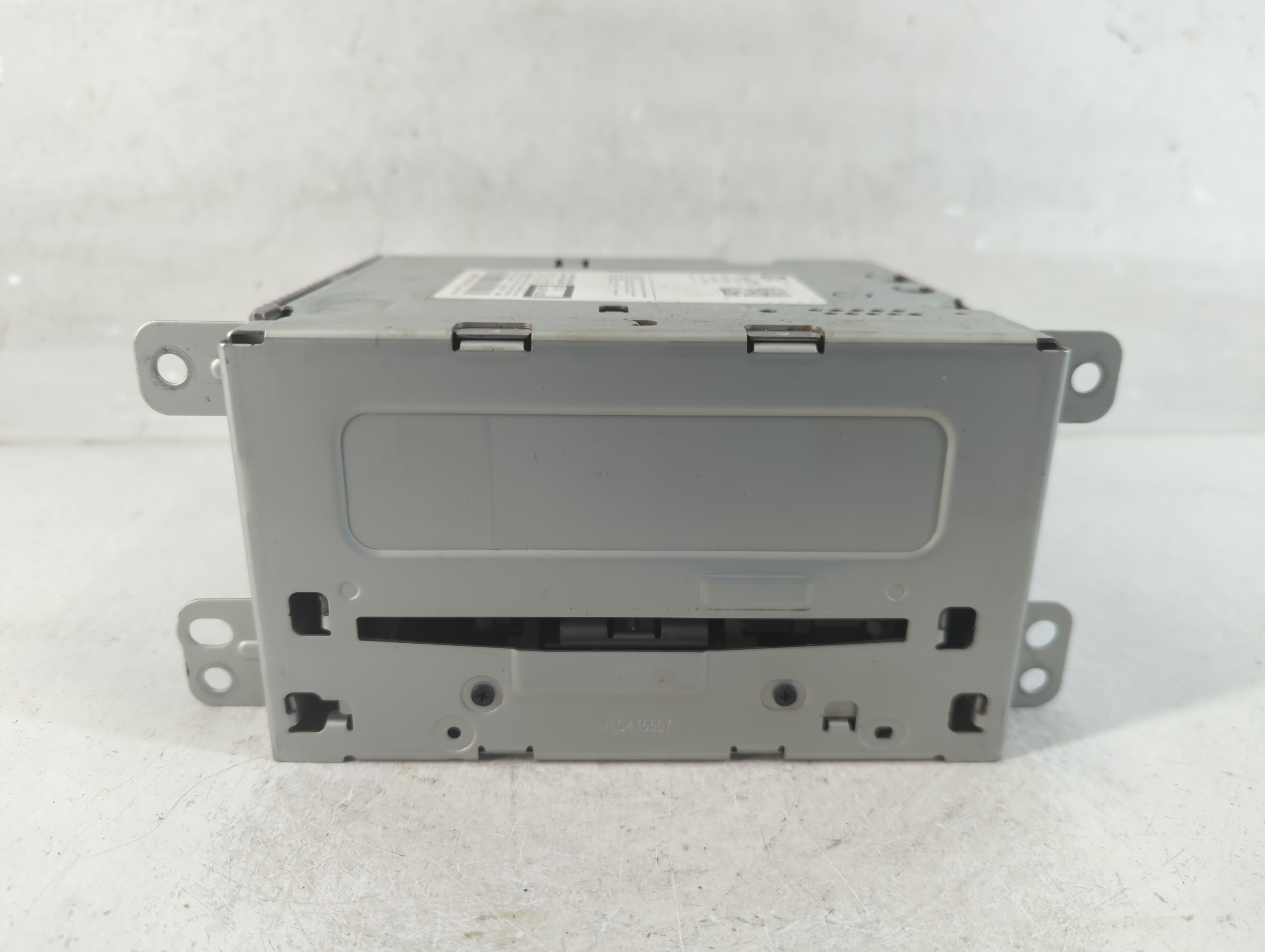 2014-2016 Chevrolet Malibu Am Fm Cd Player Radio Receiver 915685 - Oemusedautoparts1.com