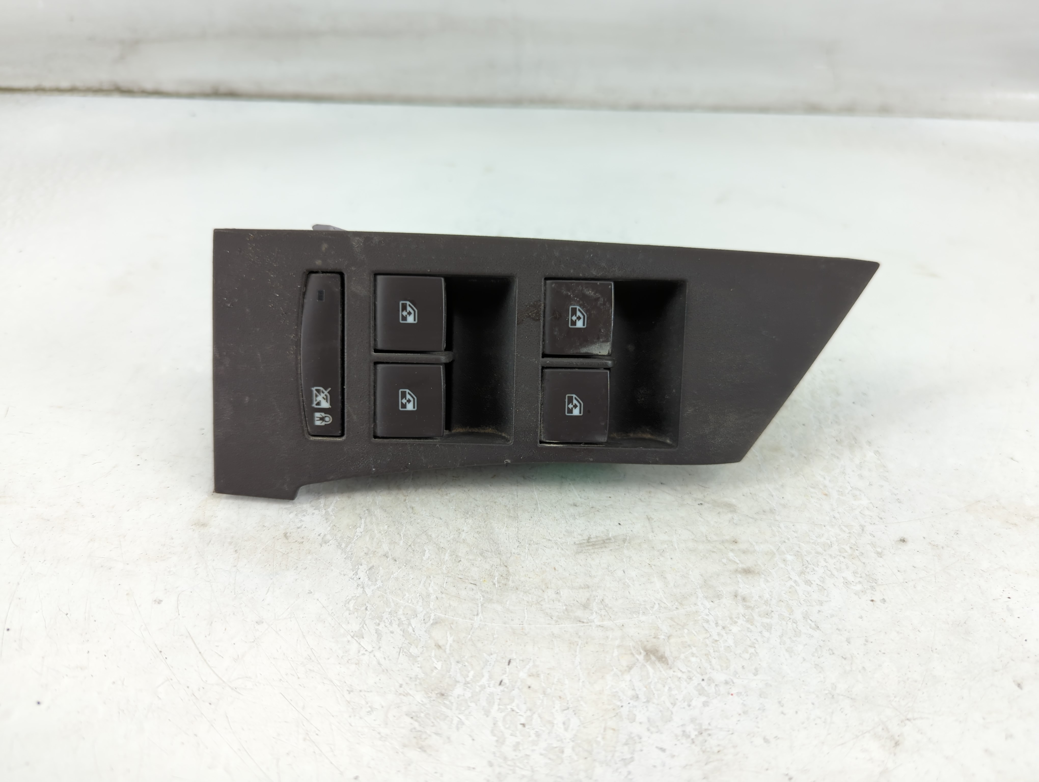 2012-2014 Buick Verano Driver Left Door Master Power Window Switch 915696 - Oemusedautoparts1.com