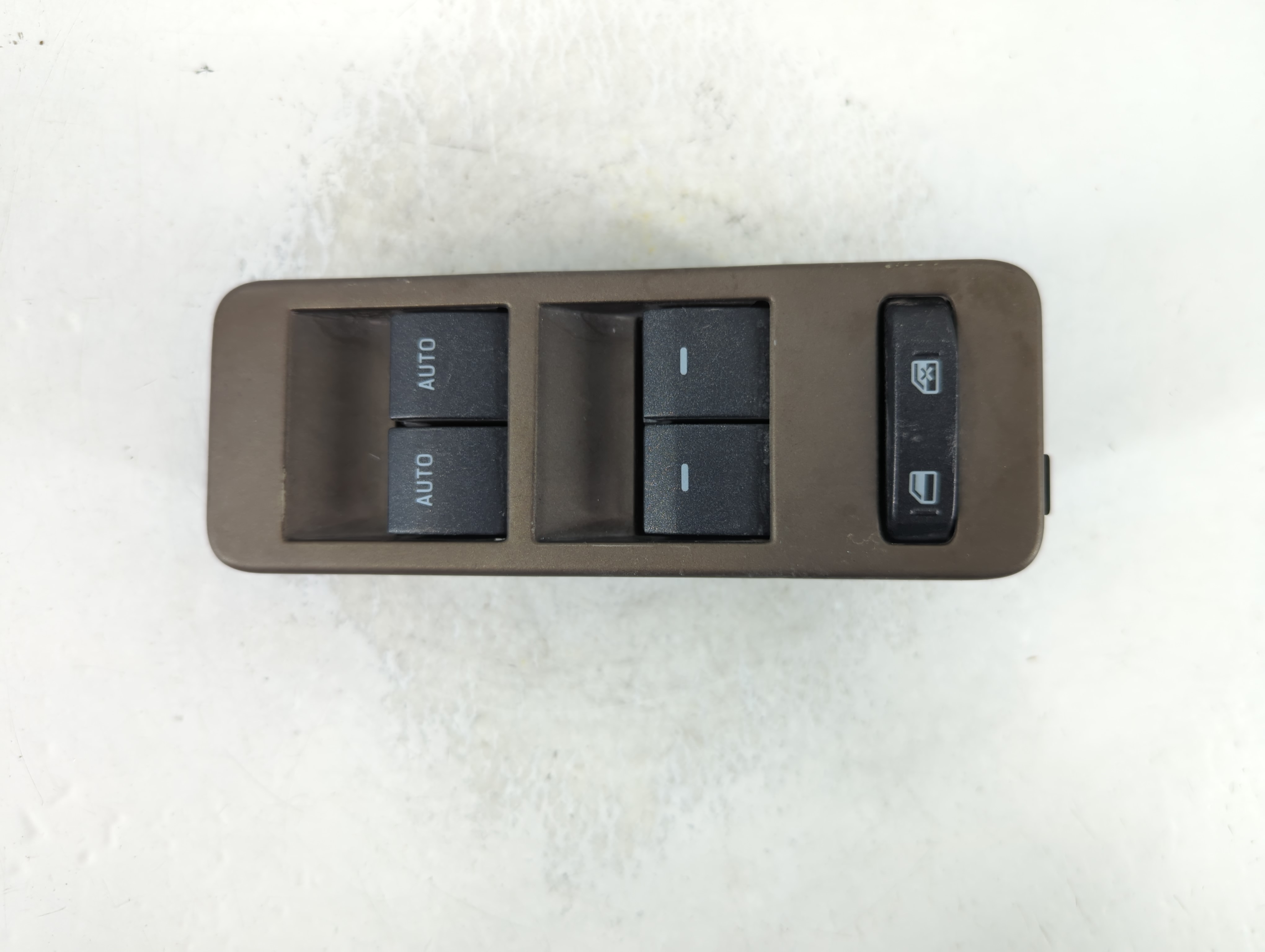 Picture of 2011-2015 Lincoln Mkx Driver Left Door Master Power Window Switch 915701