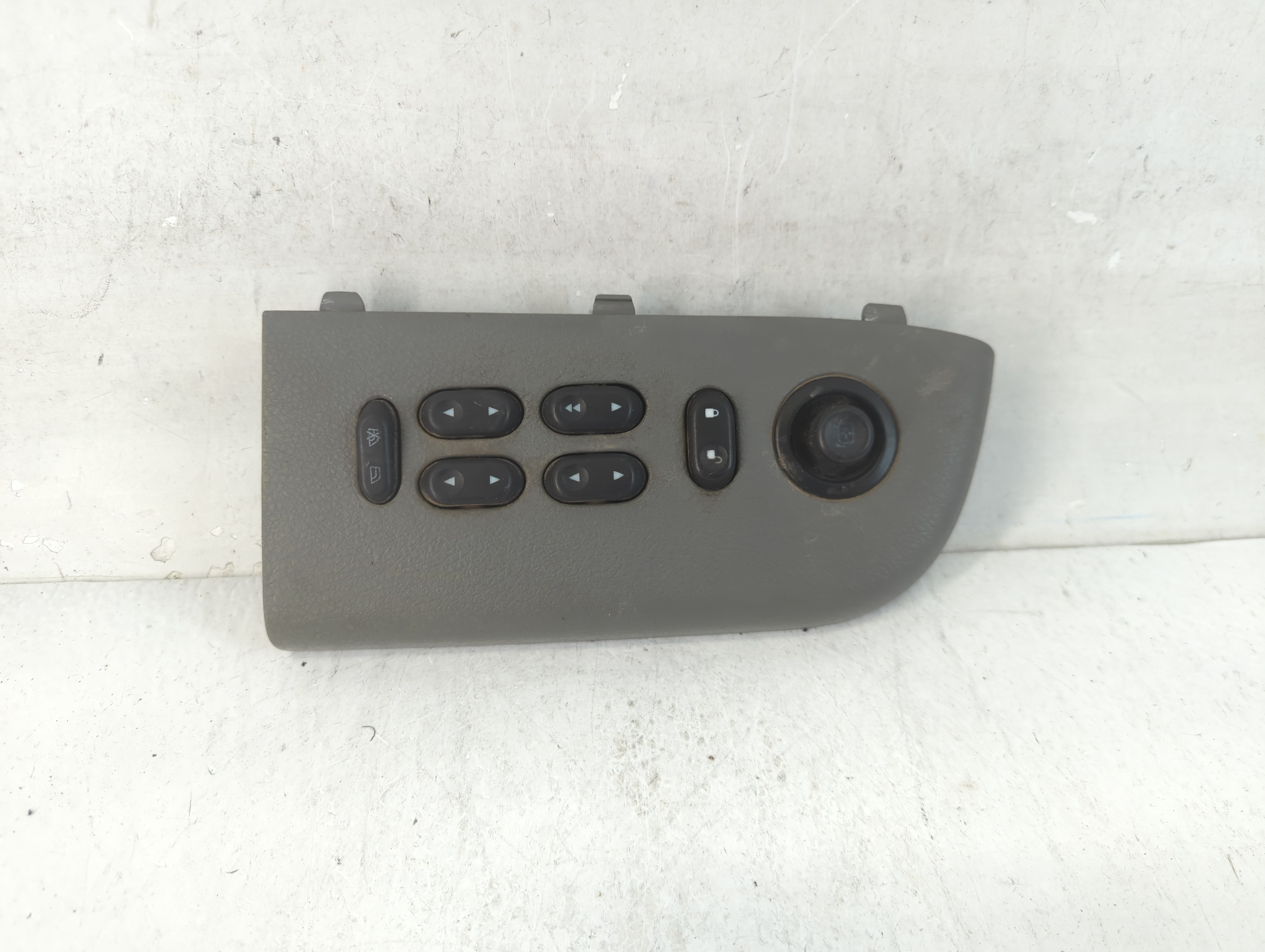 2004-2008 Ford F-150 Driver Left Door Master Power Window Switch 915713 - Oemusedautoparts1.com