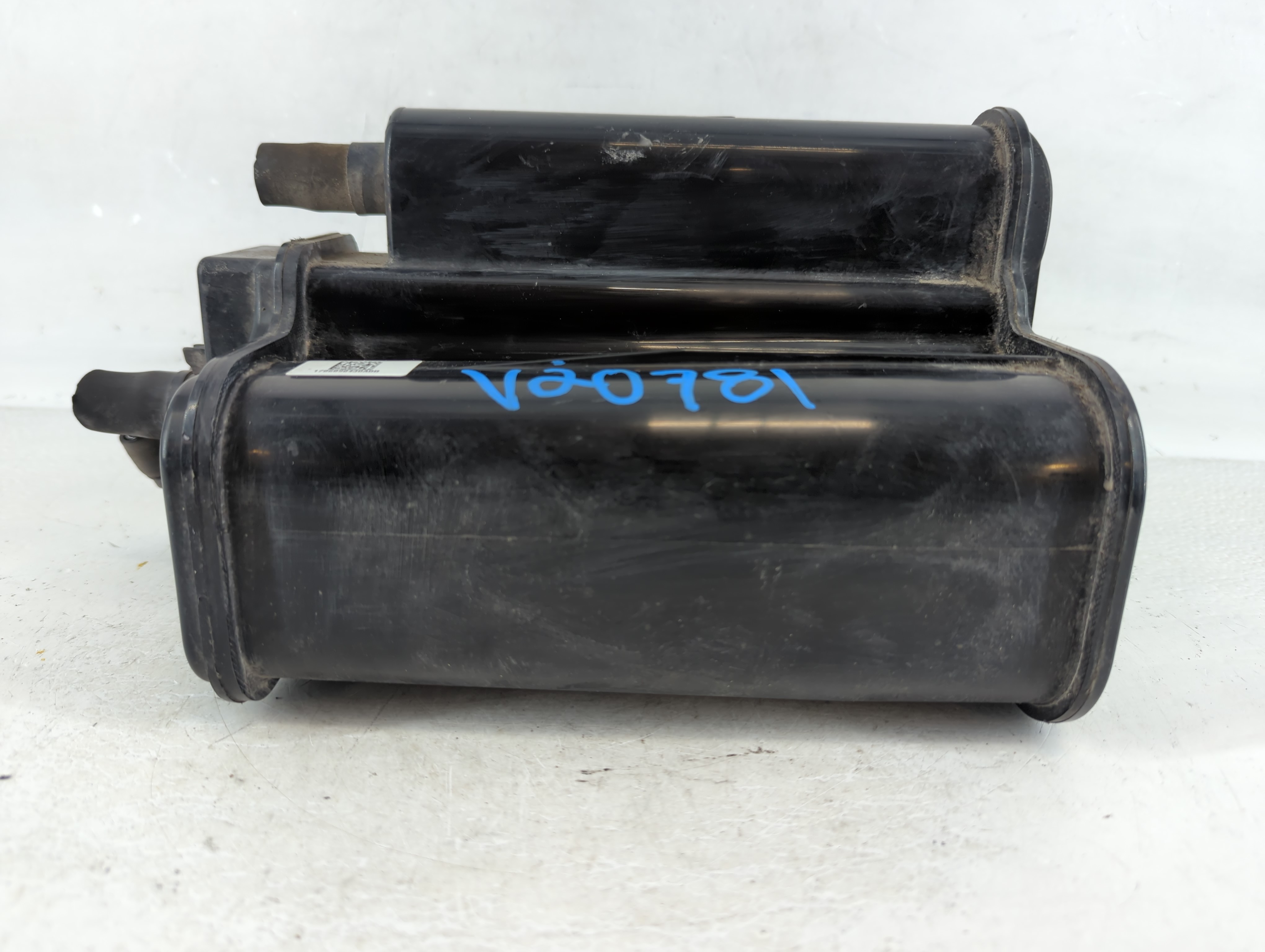 2018 Kia Soul Fuel Vapor Charcoal Canister 915720 - Oemusedautoparts1.com
