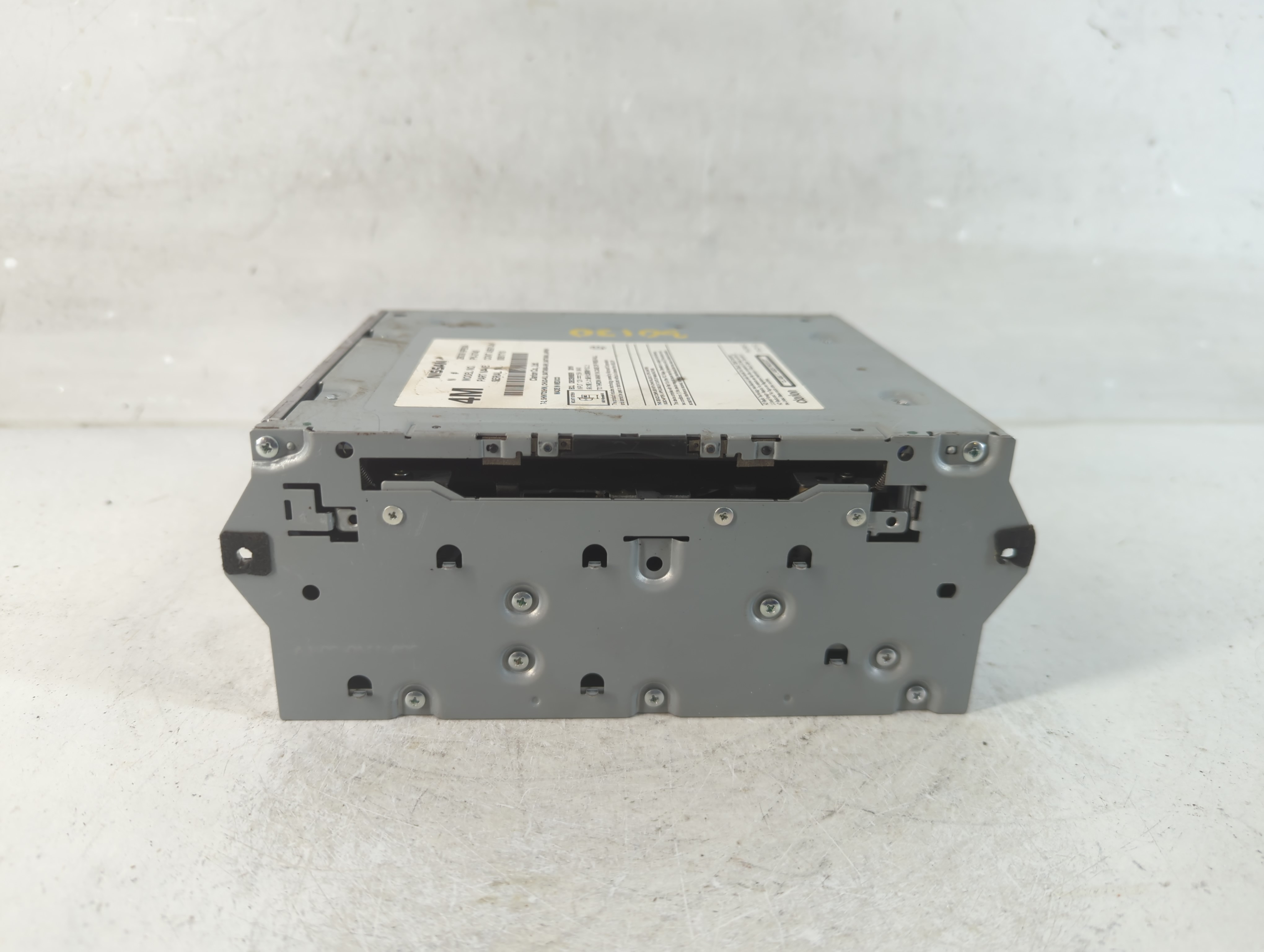 2017-2020 Infiniti Qx60 Am Fm Cd Player Radio Receiver 915725 - Oemusedautoparts1.com