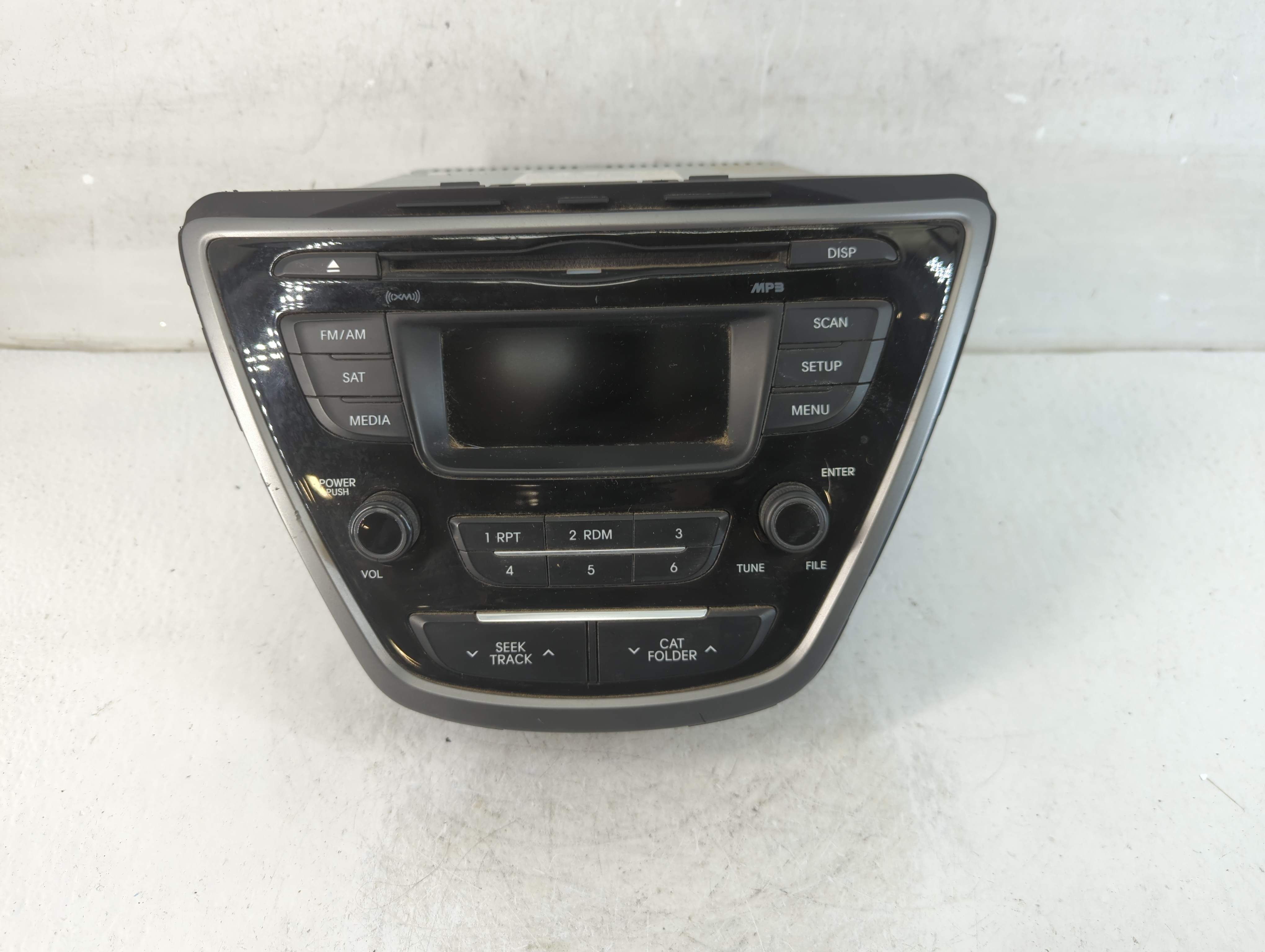 2014-2016 Hyundai Elantra Am Fm Cd Player Radio Receiver 915732 - Oemusedautoparts1.com