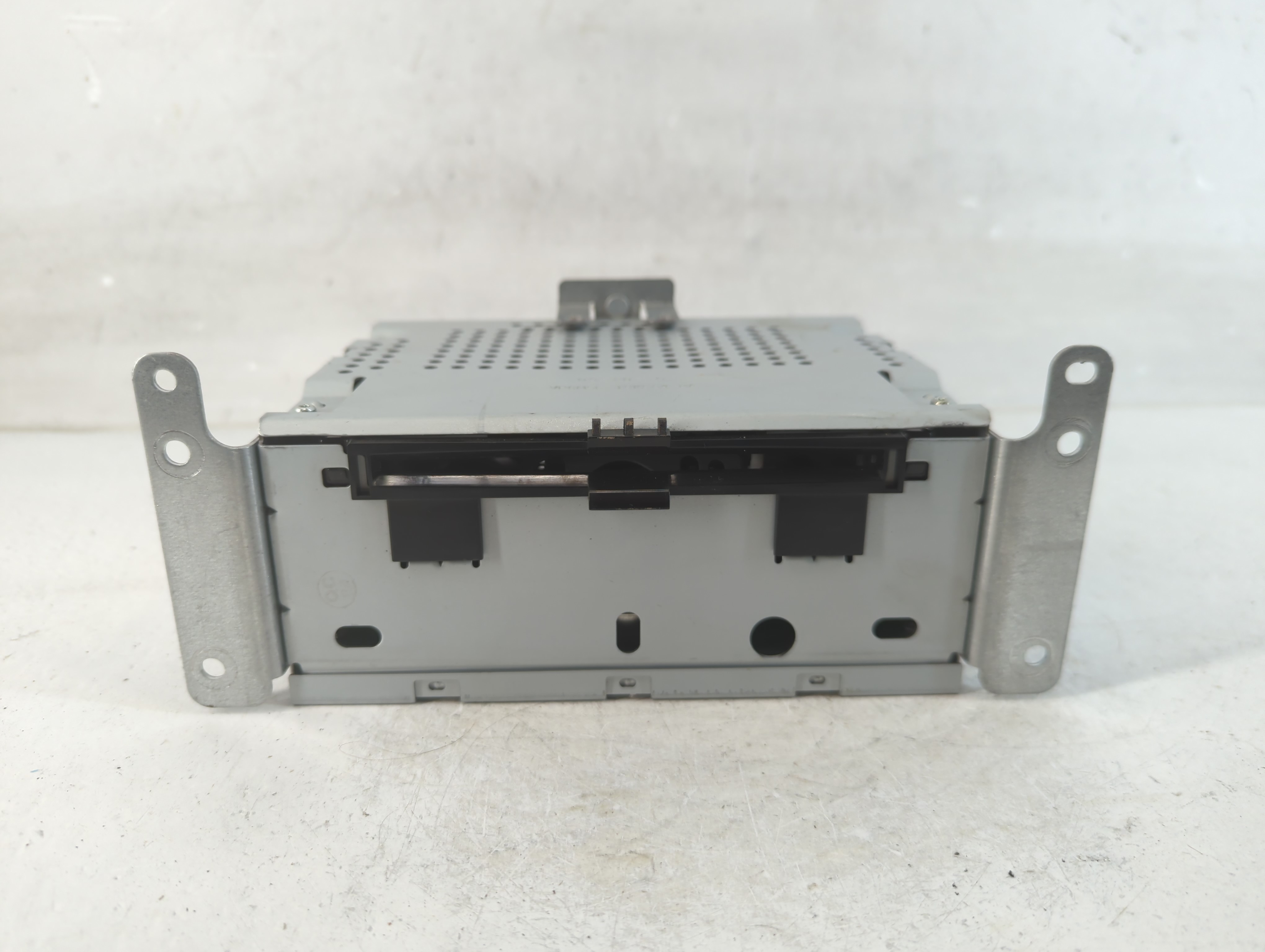 2015-2017 Ford Expedition Am Fm Cd Player Radio Receiver 915733 - Oemusedautoparts1.com