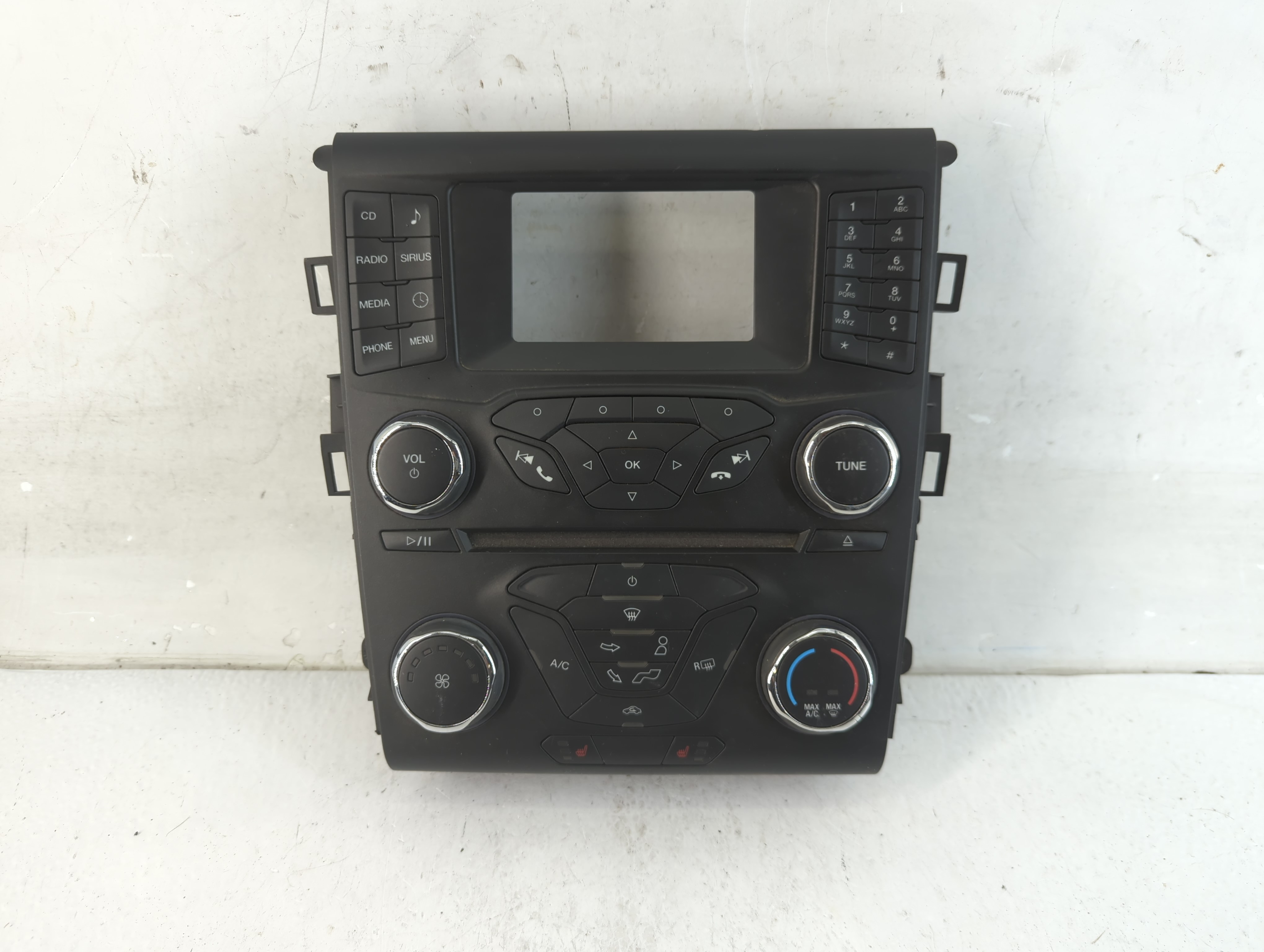 2014-2014 Ford Fusion Am Fm Cd Player Radio Receiver 915736 - Oemusedautoparts1.com