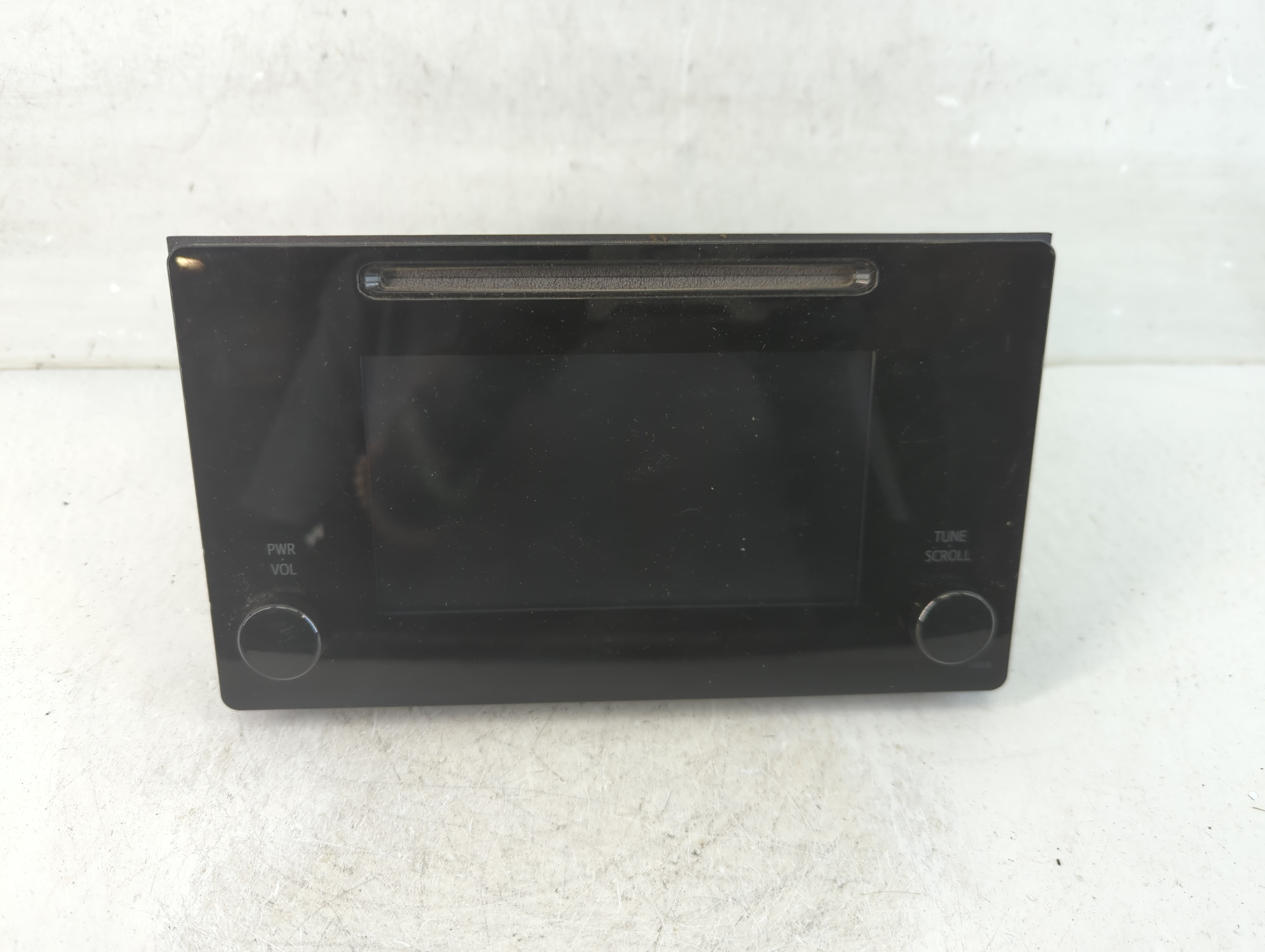 2016-2018 Toyota Prius Am Fm Cd Player Radio Receiver 915762 - Oemusedautoparts1.com