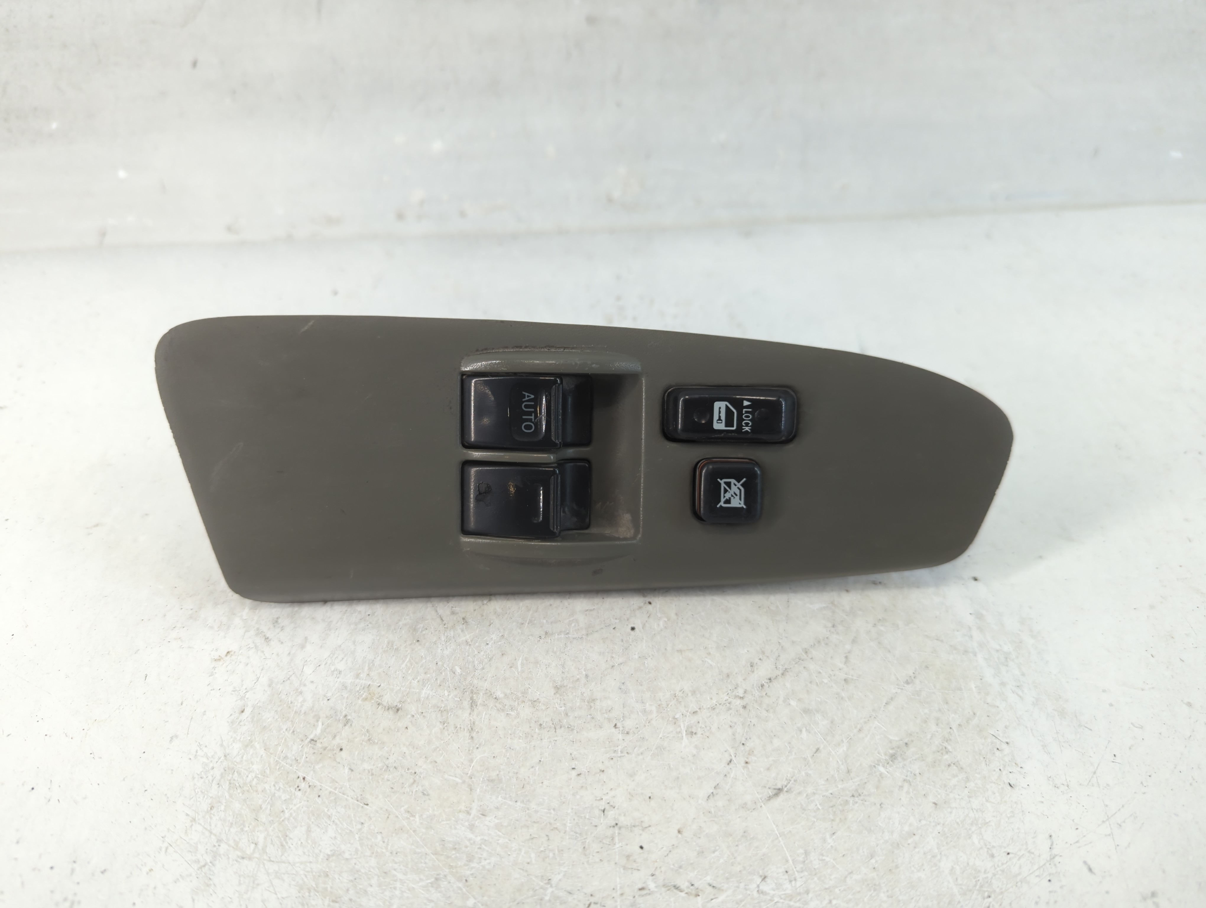2005-2011 Toyota Tacoma Driver Left Door Master Power Window Switch 915778 - Oemusedautoparts1.com