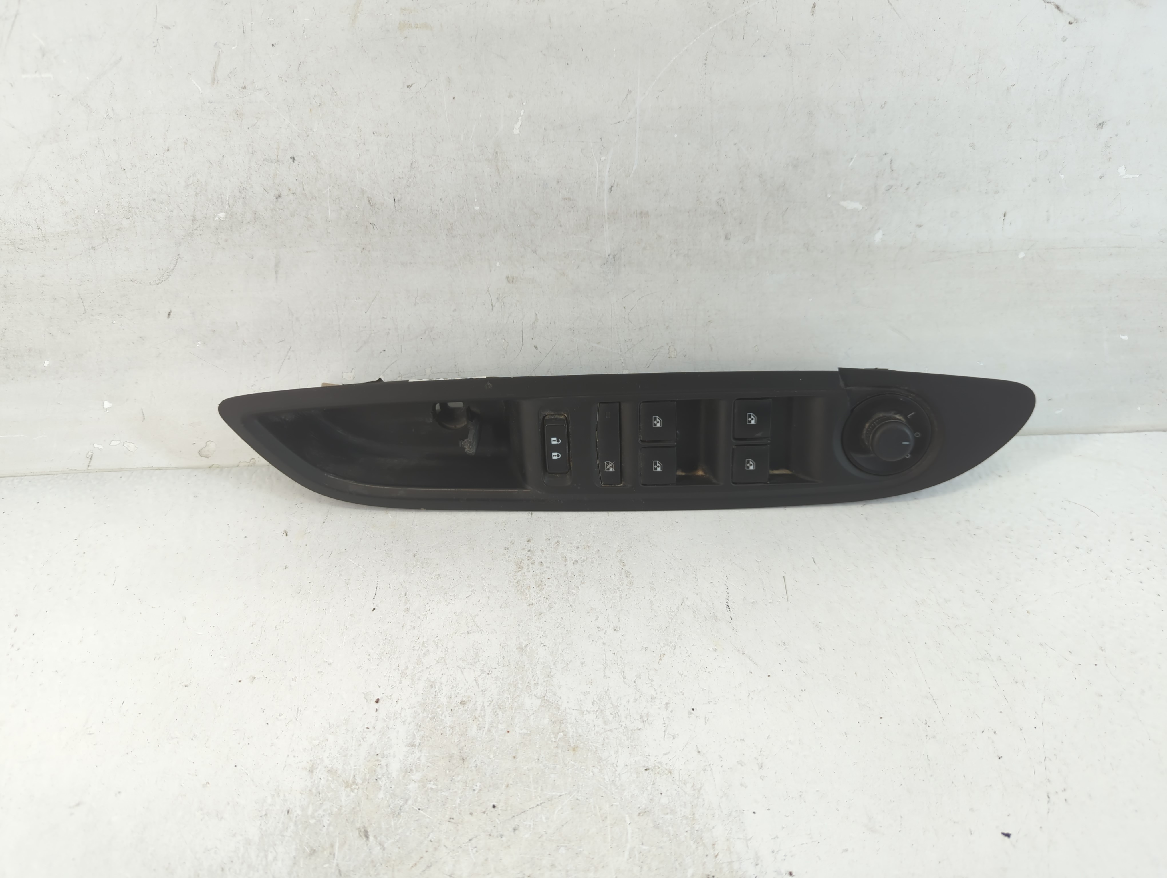 2013-2016 Buick Encore Driver Left Door Master Power Window Switch 915792 - Oemusedautoparts1.com