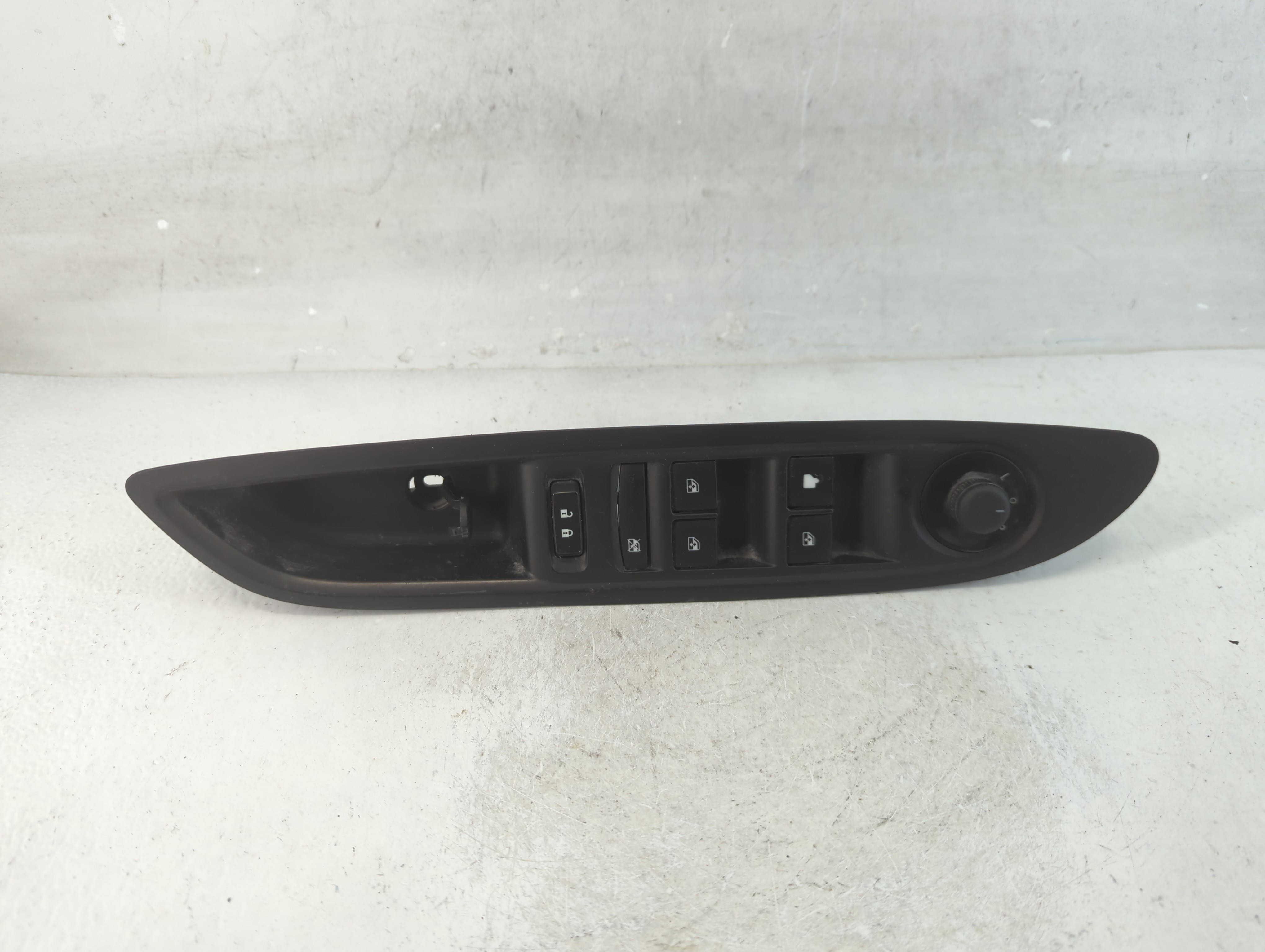 2013-2016 Buick Encore Driver Left Door Master Power Window Switch 915793 - Oemusedautoparts1.com