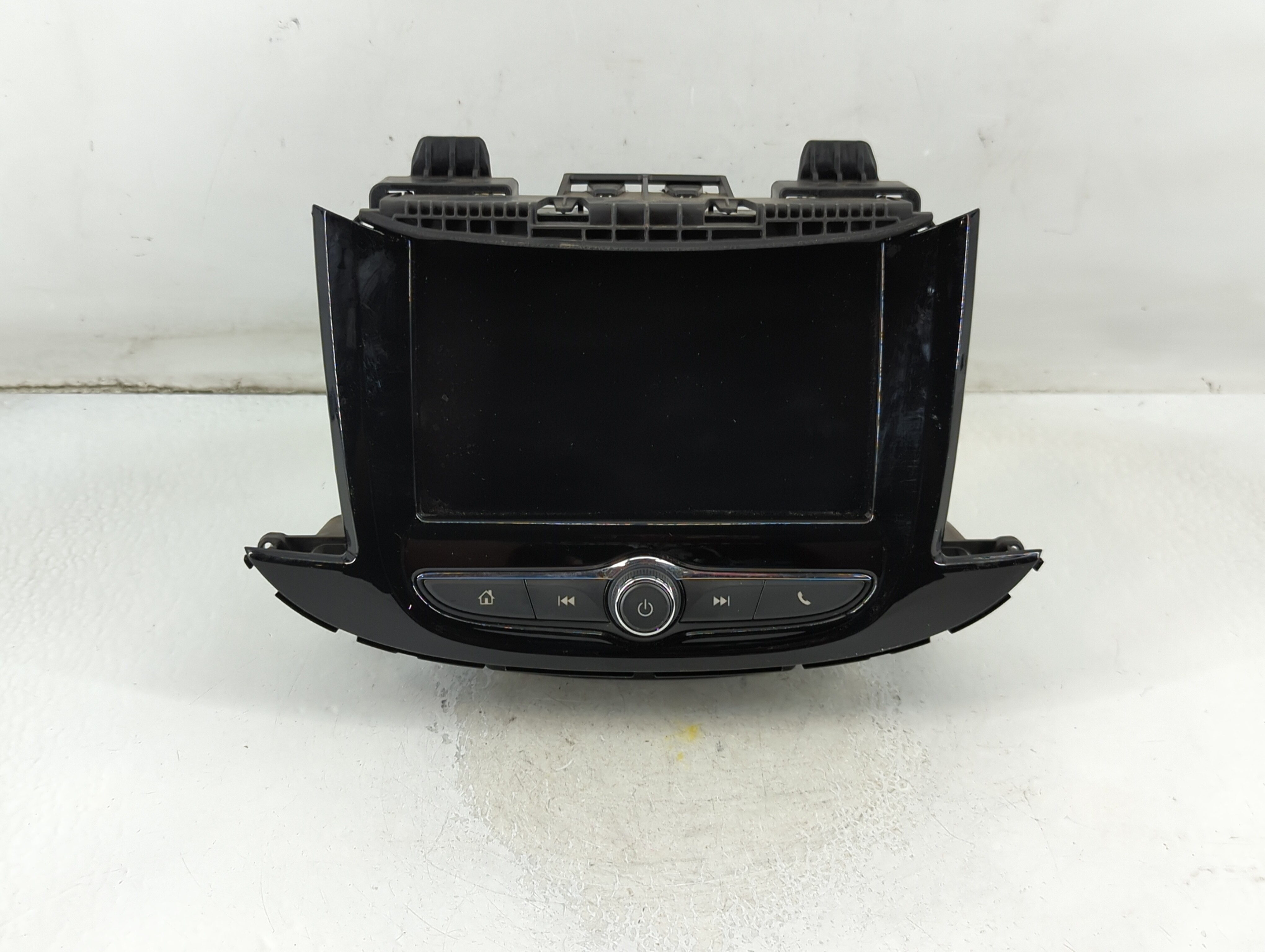 2020-2020 Chevrolet Trax Am Fm Cd Player Radio Receiver 915804 - Oemusedautoparts1.com