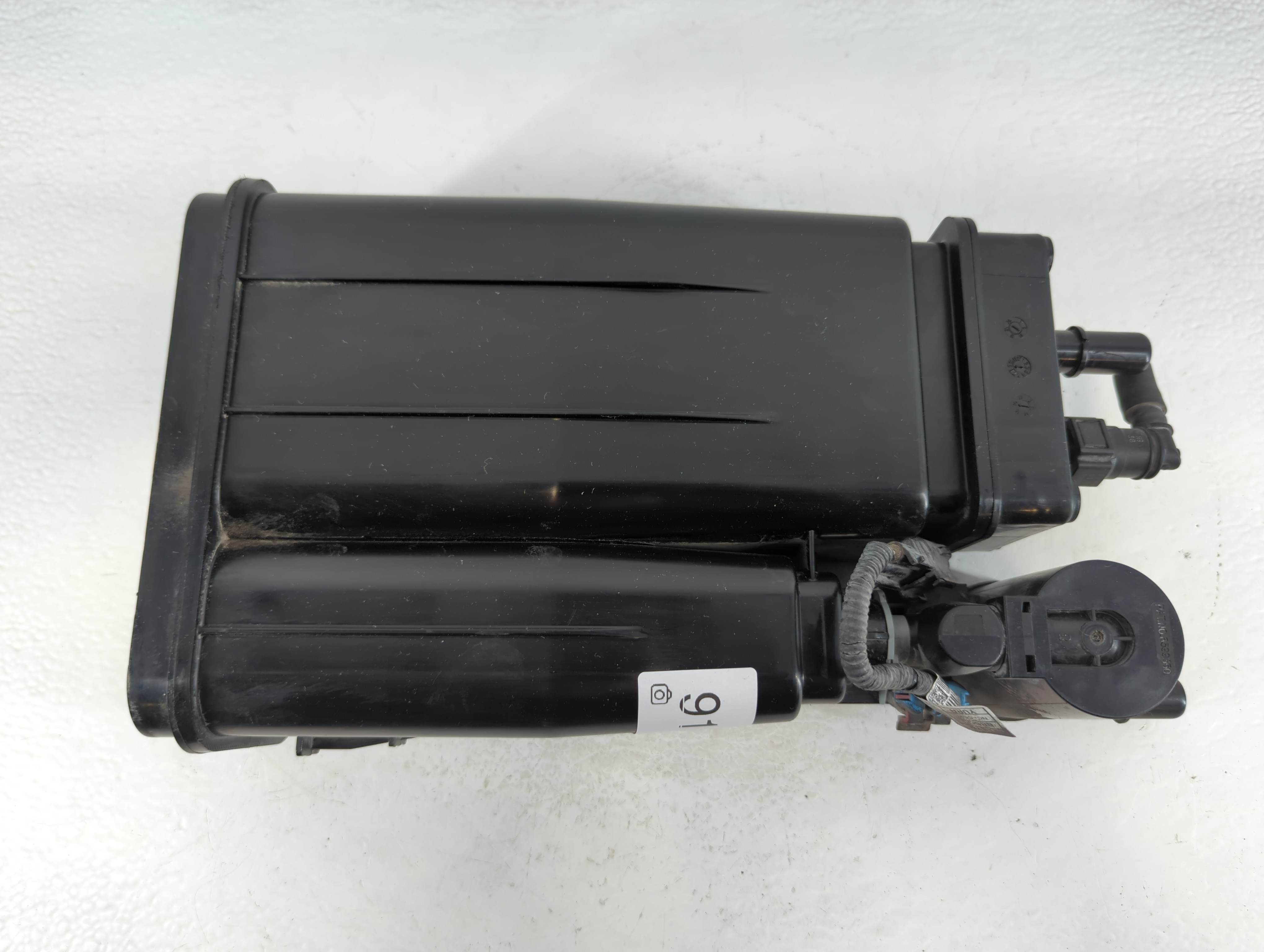 2017 Hyundai Santa Fe Fuel Vapor Charcoal Canister 915845 - Oemusedautoparts1.com