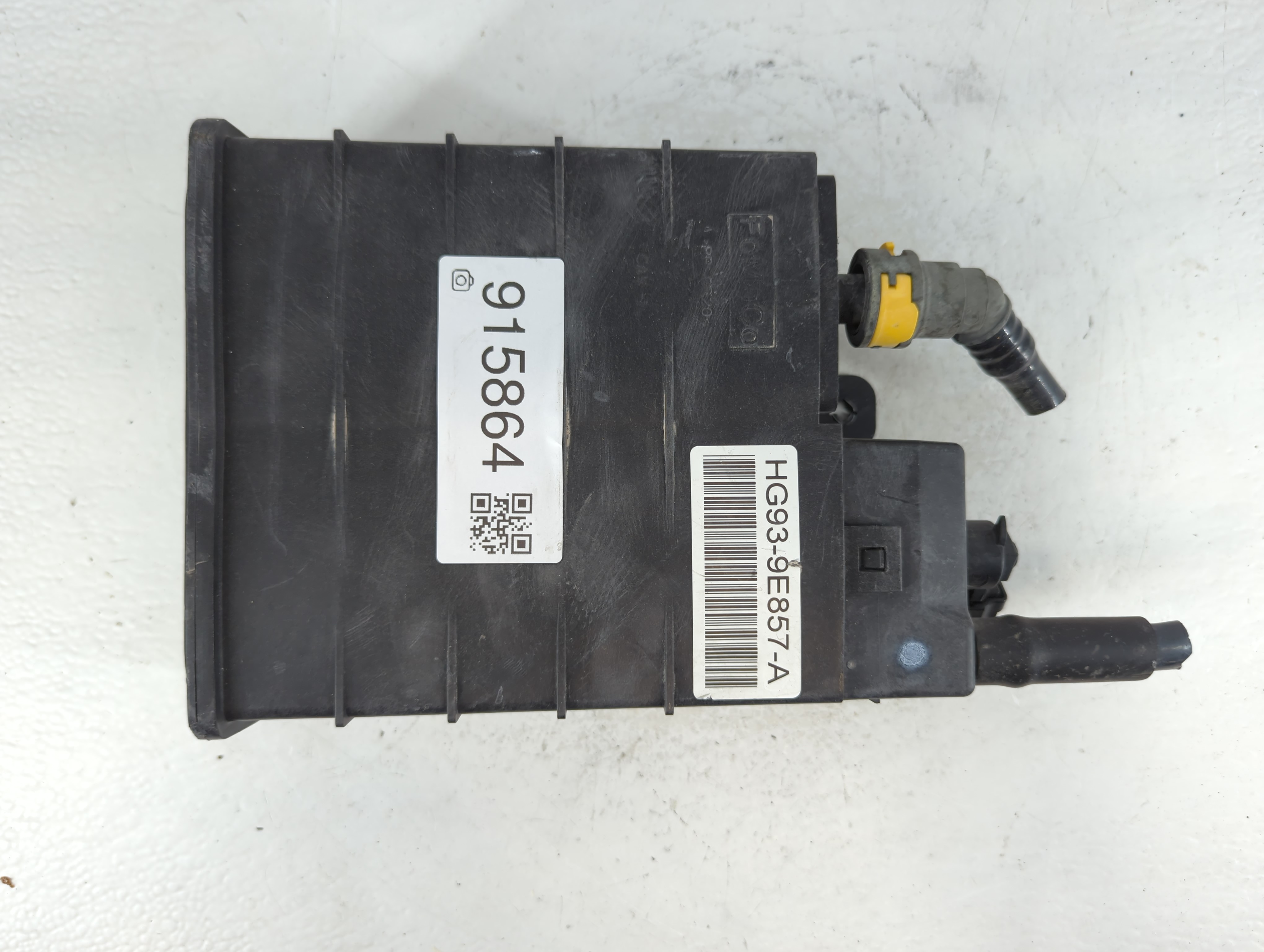 Picture of 2018 Ford Fusion Fuel Vapor Charcoal Canister 915864