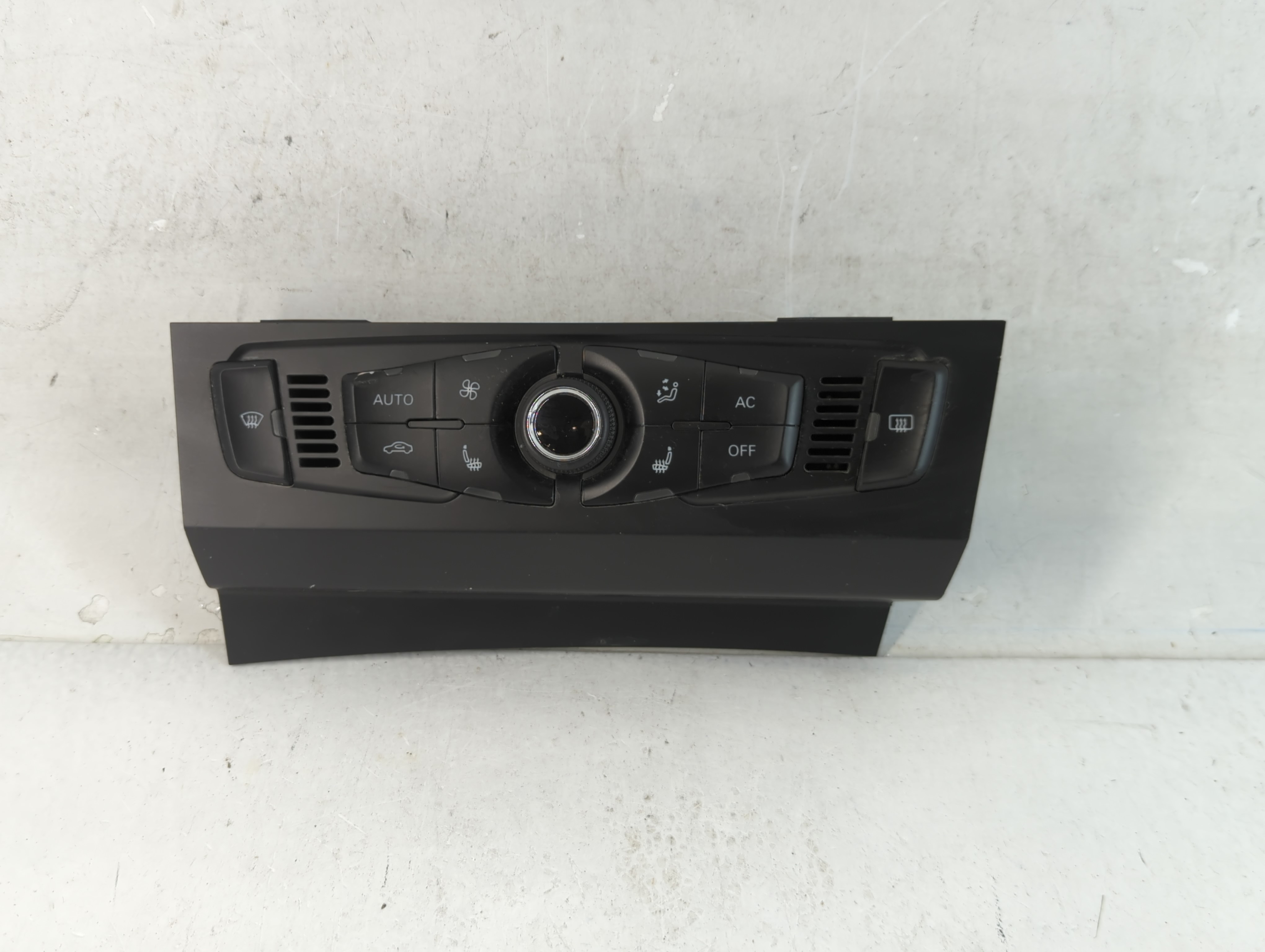 2009-2012 Audi A4 Ac Heater Climate Control 8t1 820 043 An 915878 - Oemusedautoparts1.com