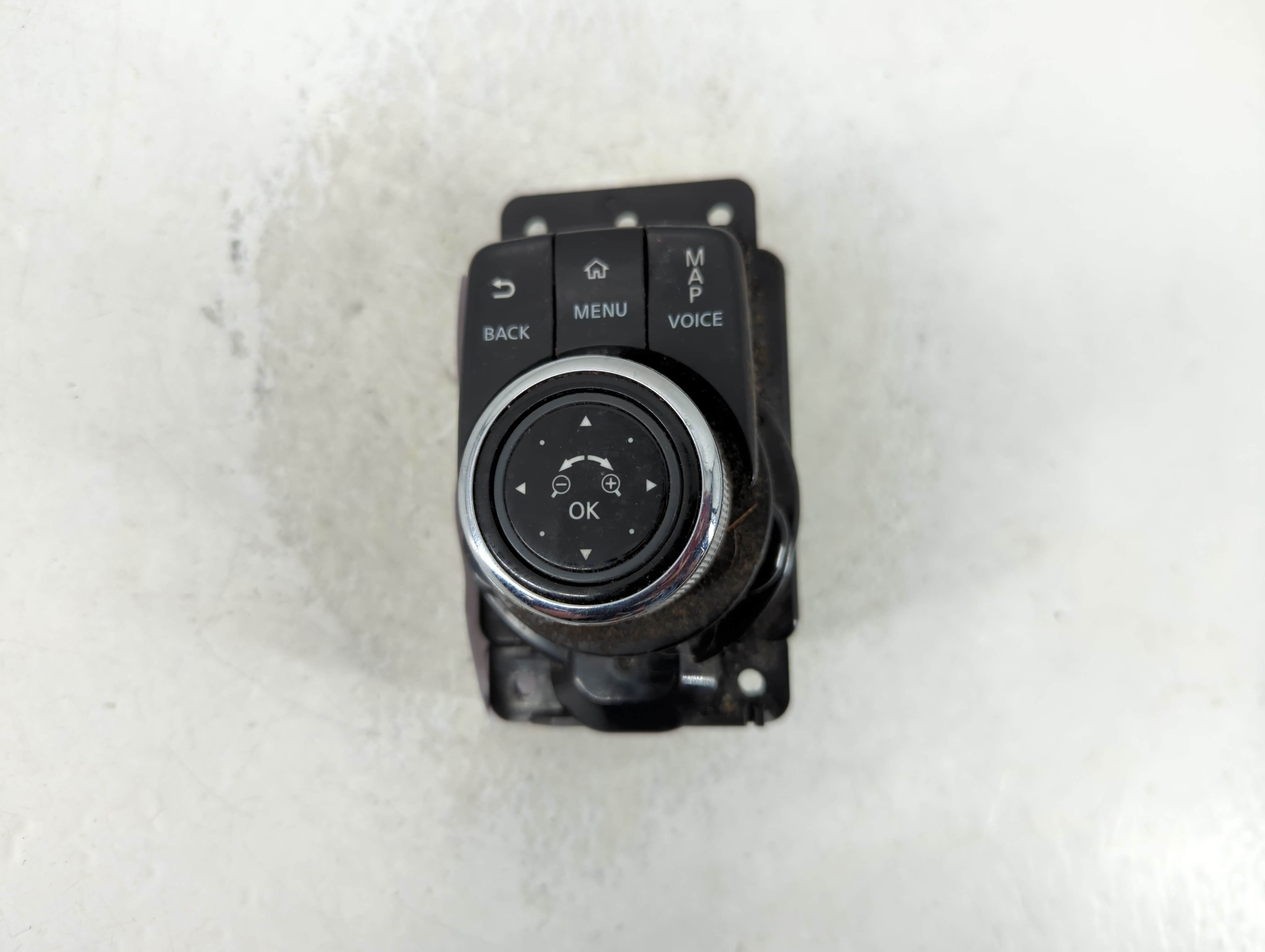 2016-2021 Nissan Maxima Am Fm Cd Player Radio Receiver 915882 - Oemusedautoparts1.com