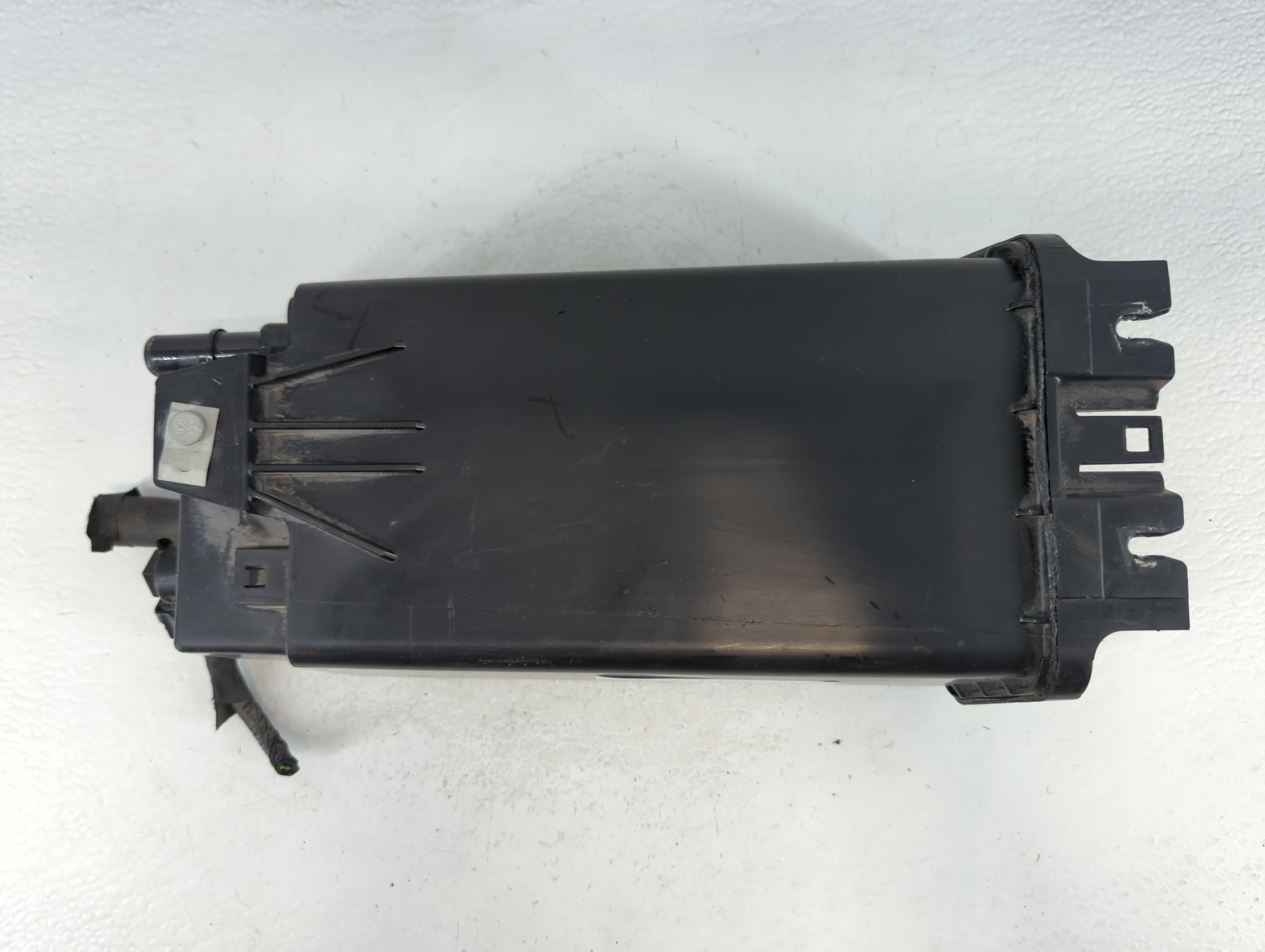 2016 Ford Explorer Fuel Vapor Charcoal Canister 915911 - Oemusedautoparts1.com