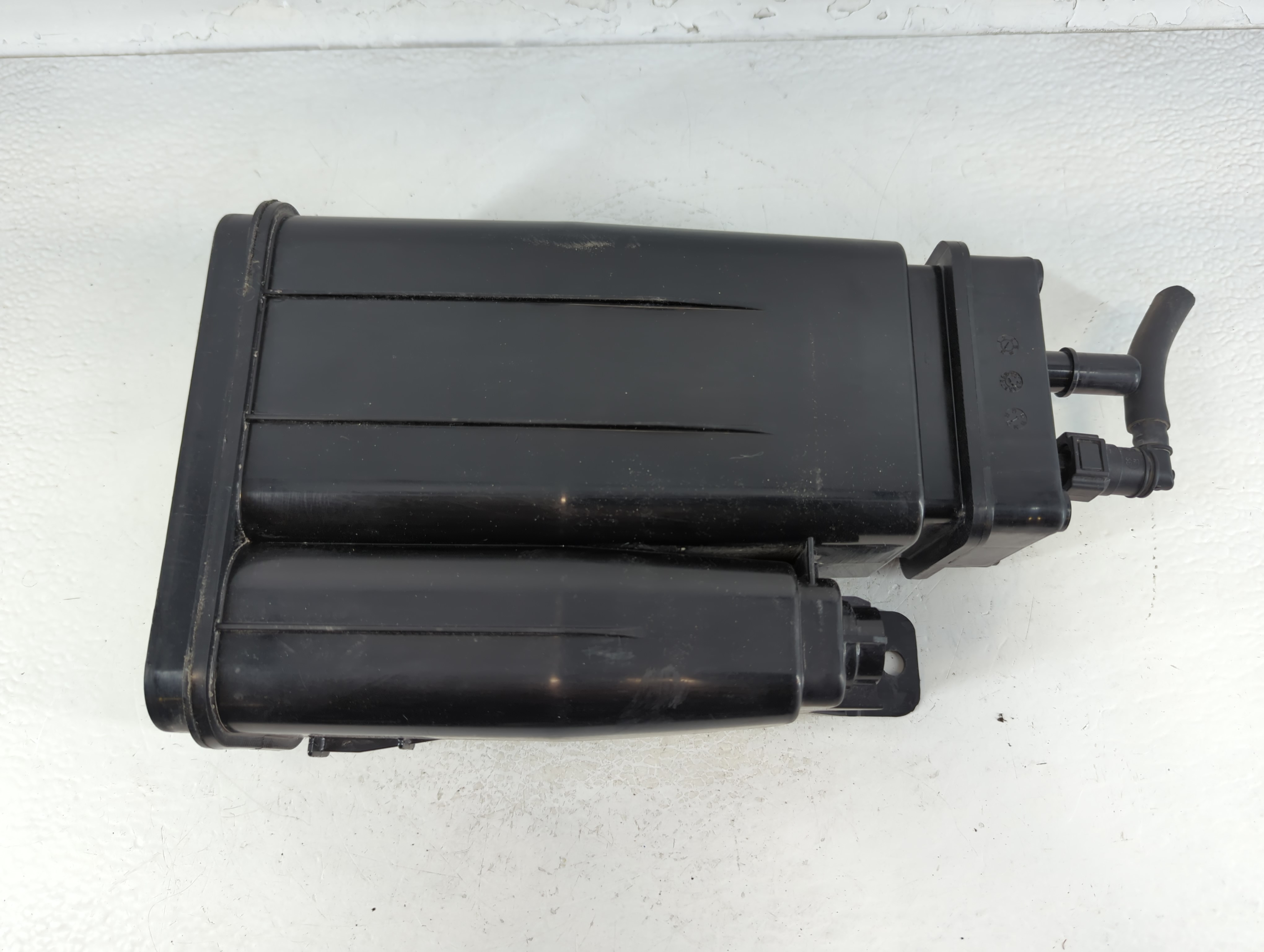 Picture of 2015 Kia Sorento Fuel Vapor Charcoal Canister 915912