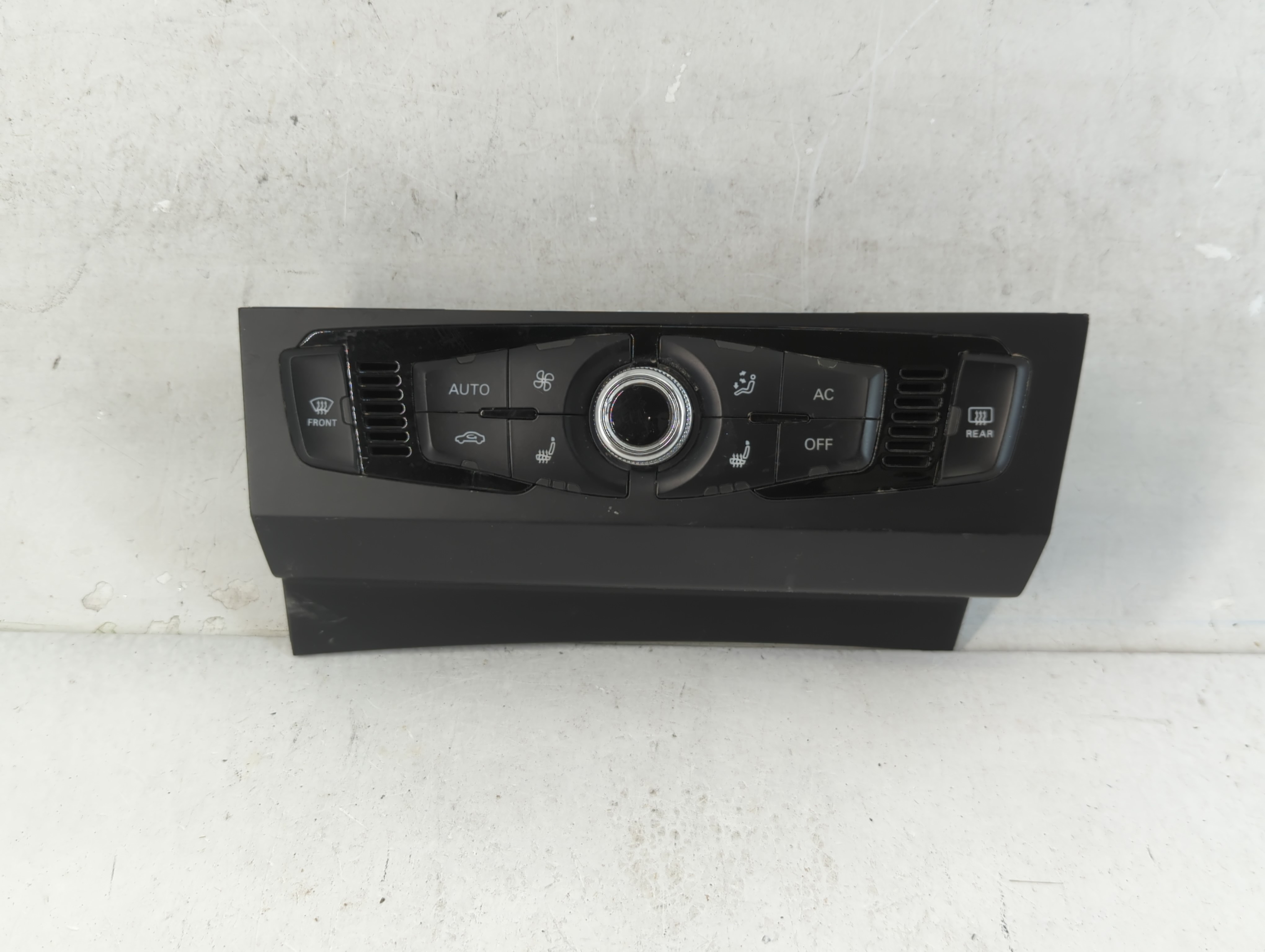 Picture of 2013-2016 Audi A4 Ac Heater Climate Control 8k1 820 043 R 915920
