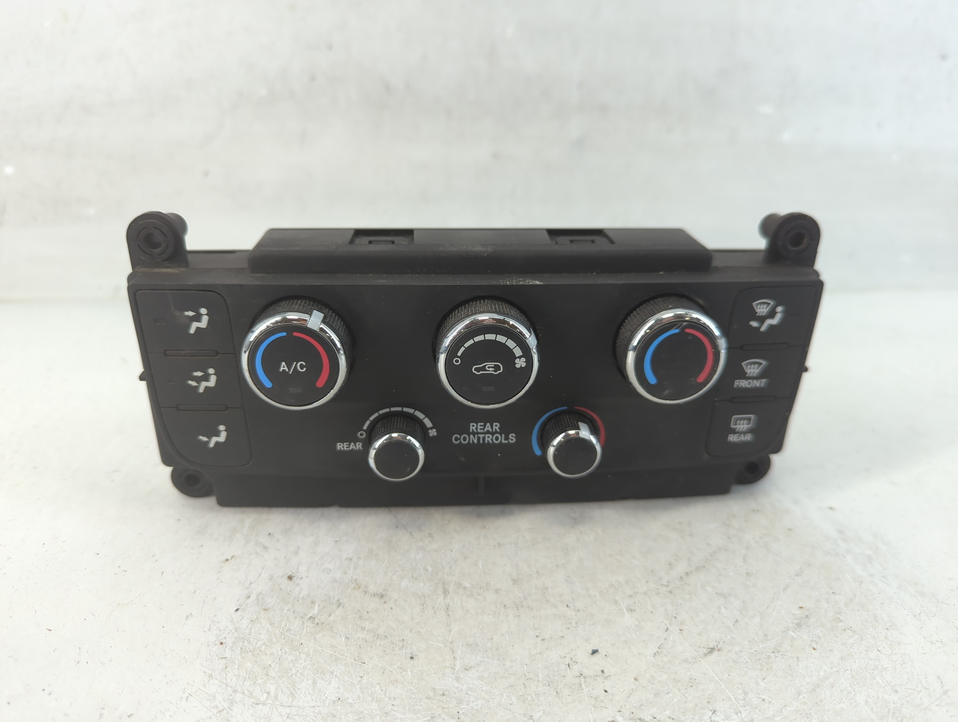 Dodge Caravan Ac Heater Climate Control P68260538ab 915921 - Oemusedautoparts1.com