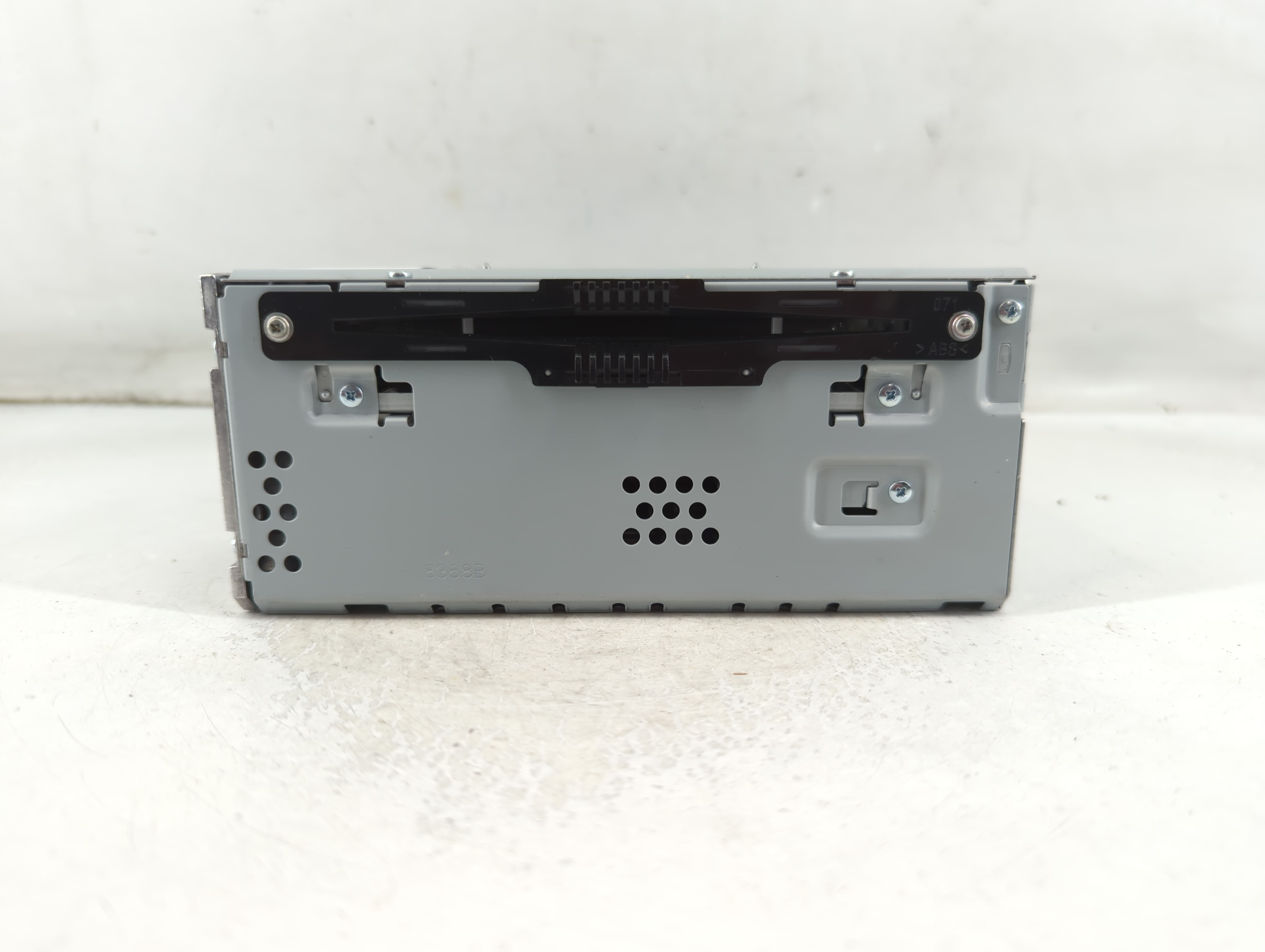 2017-2020 Ford Fusion Am Fm Cd Player Radio Receiver 915924 - Oemusedautoparts1.com