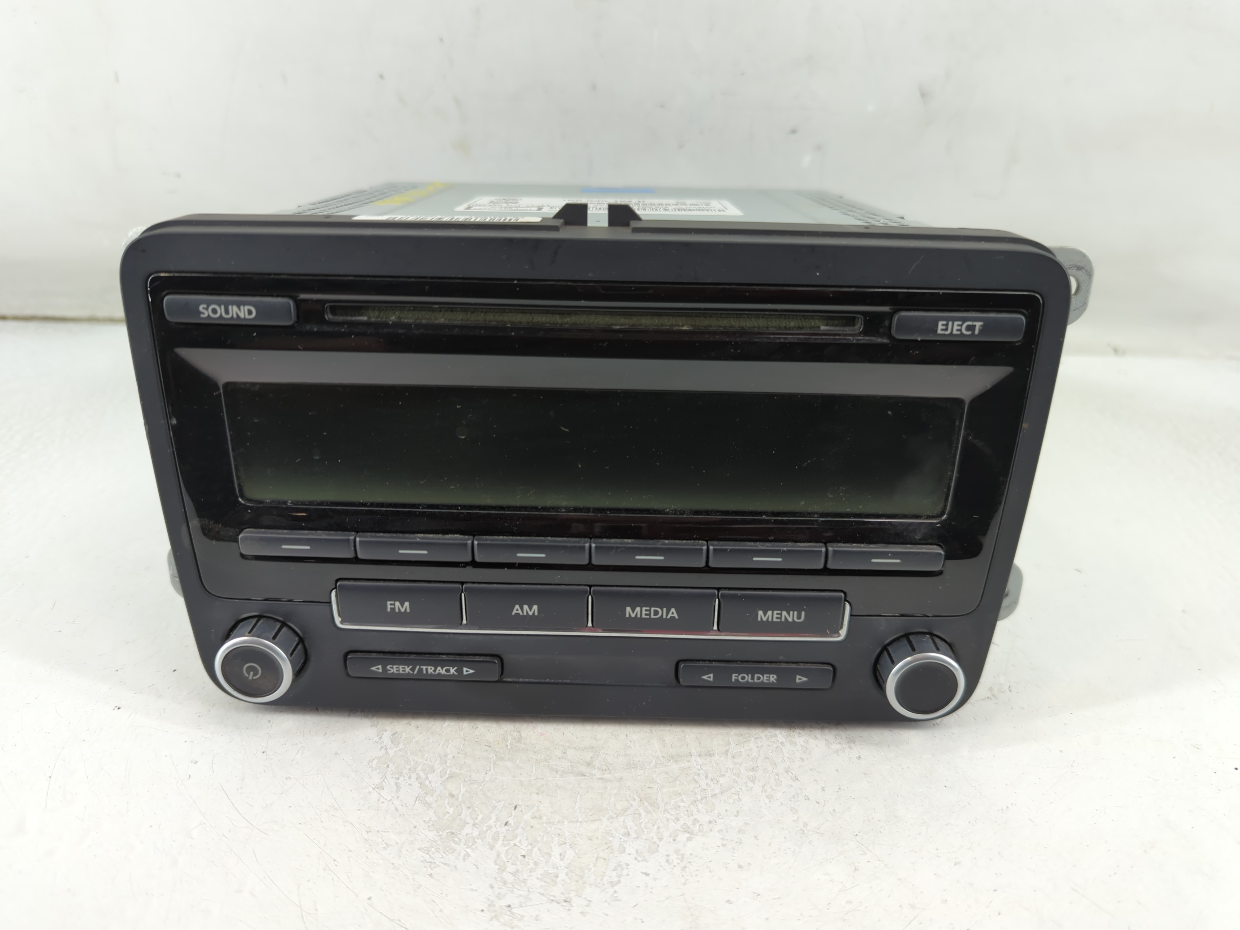 2011-2014 Volkswagen Jetta Am Fm Cd Player Radio Receiver 915928 - Oemusedautoparts1.com
