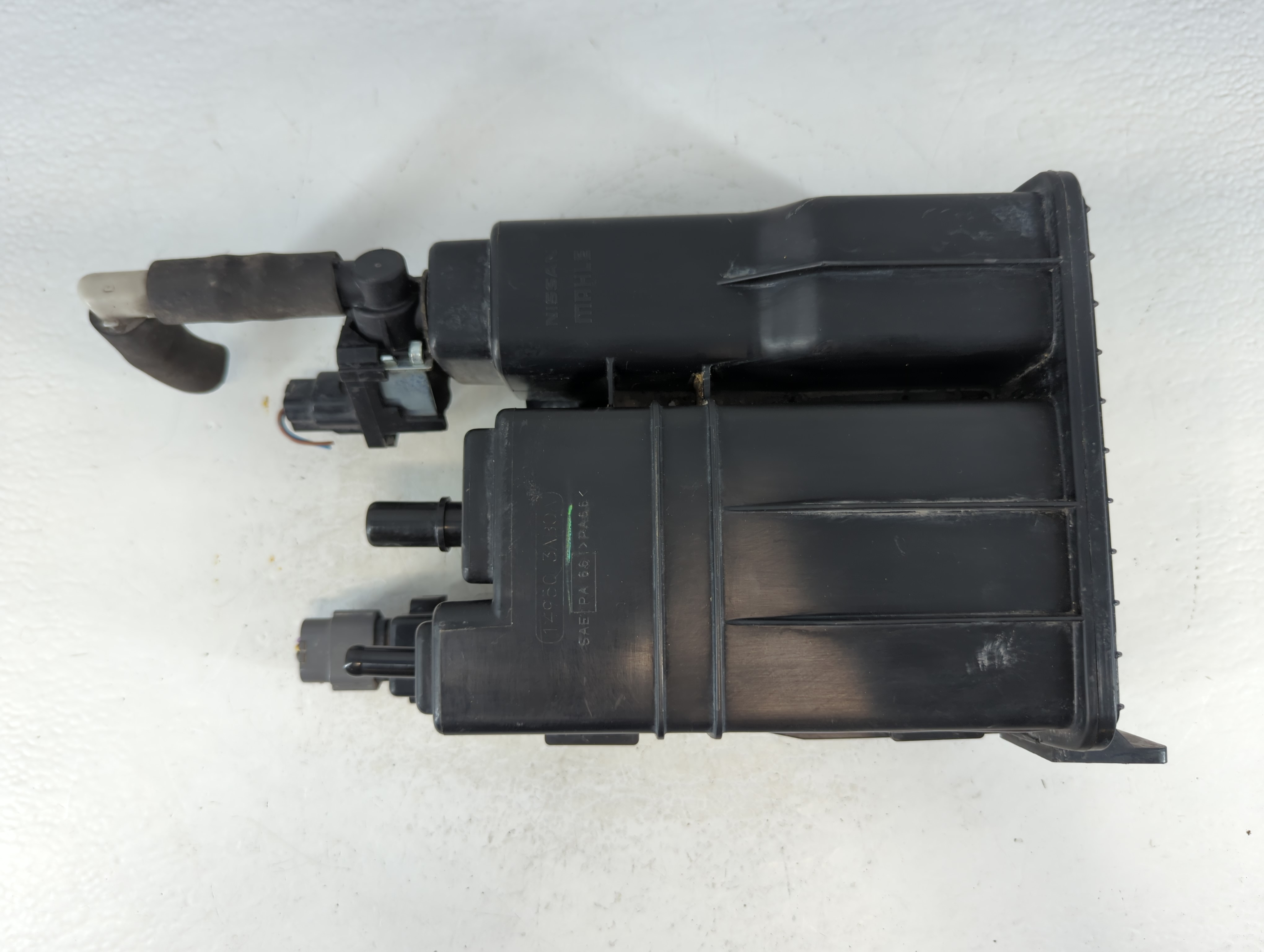 2013 Nissan Versa Fuel Vapor Charcoal Canister 915960 - Oemusedautoparts1.com