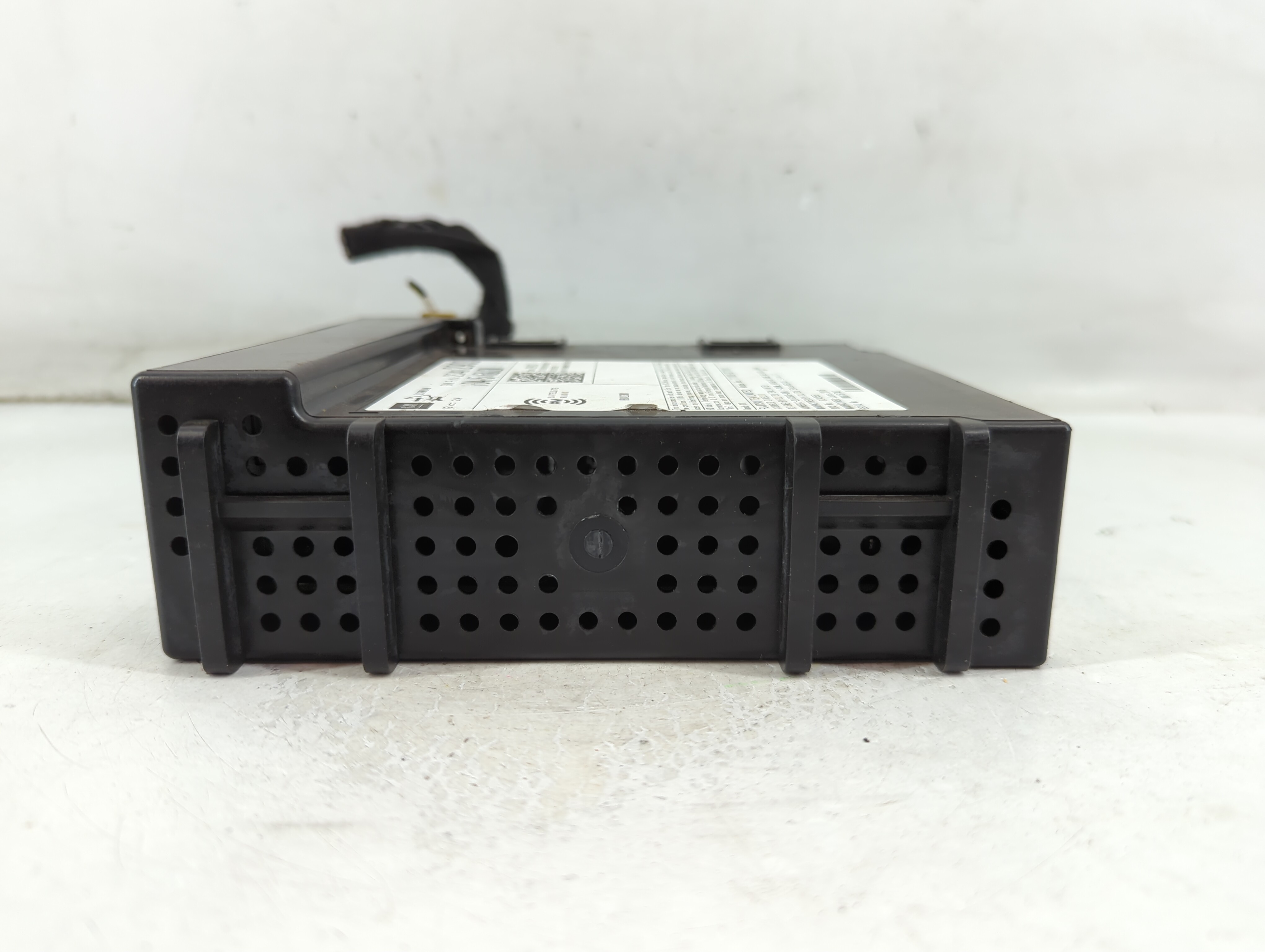 Gmc Yukon Xl Am Fm Cd Player Radio Receiver 915989 - Oemusedautoparts1.com