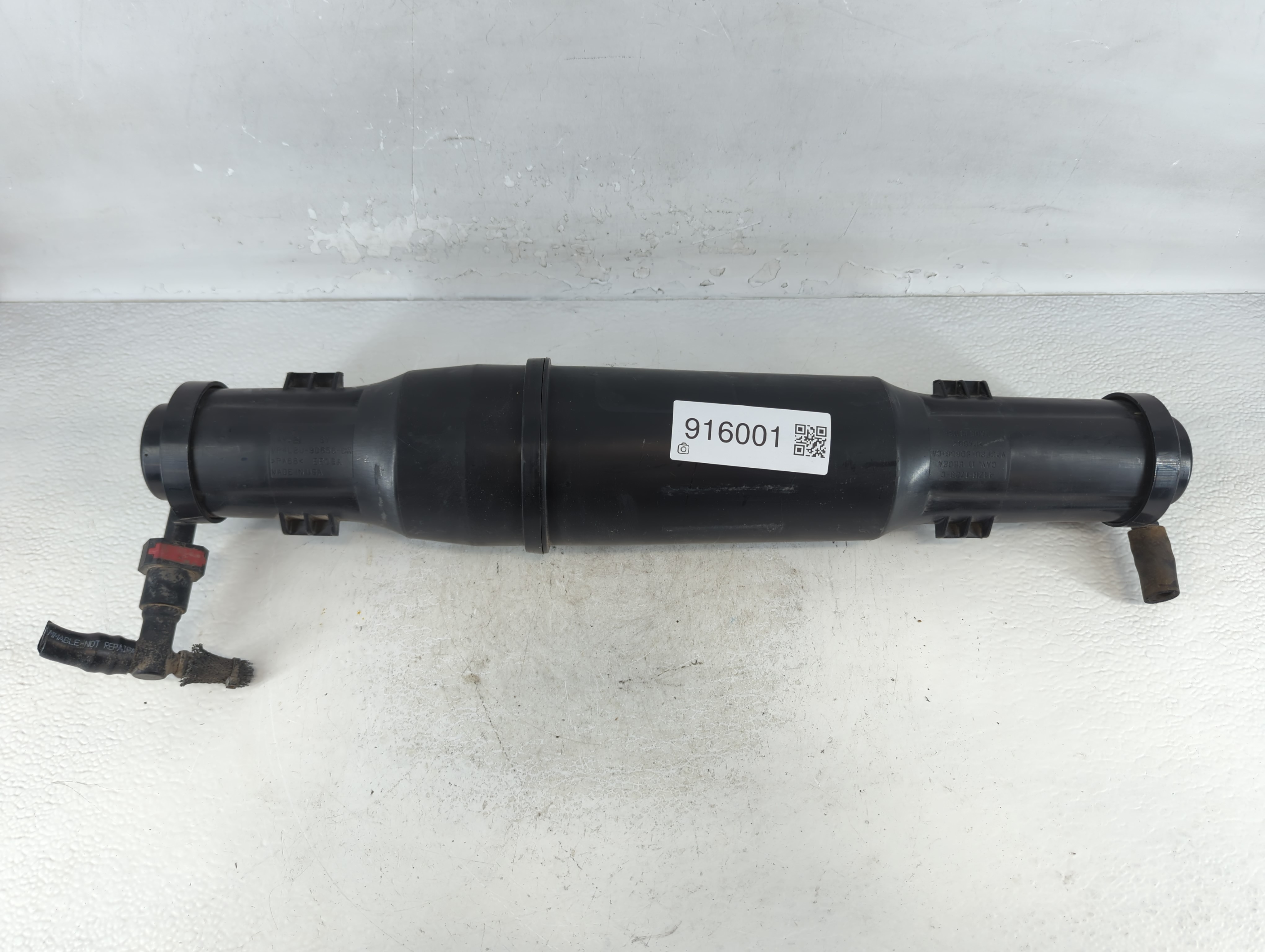 2008 Ford Explorer Fuel Vapor Charcoal Canister 916001 - Oemusedautoparts1.com