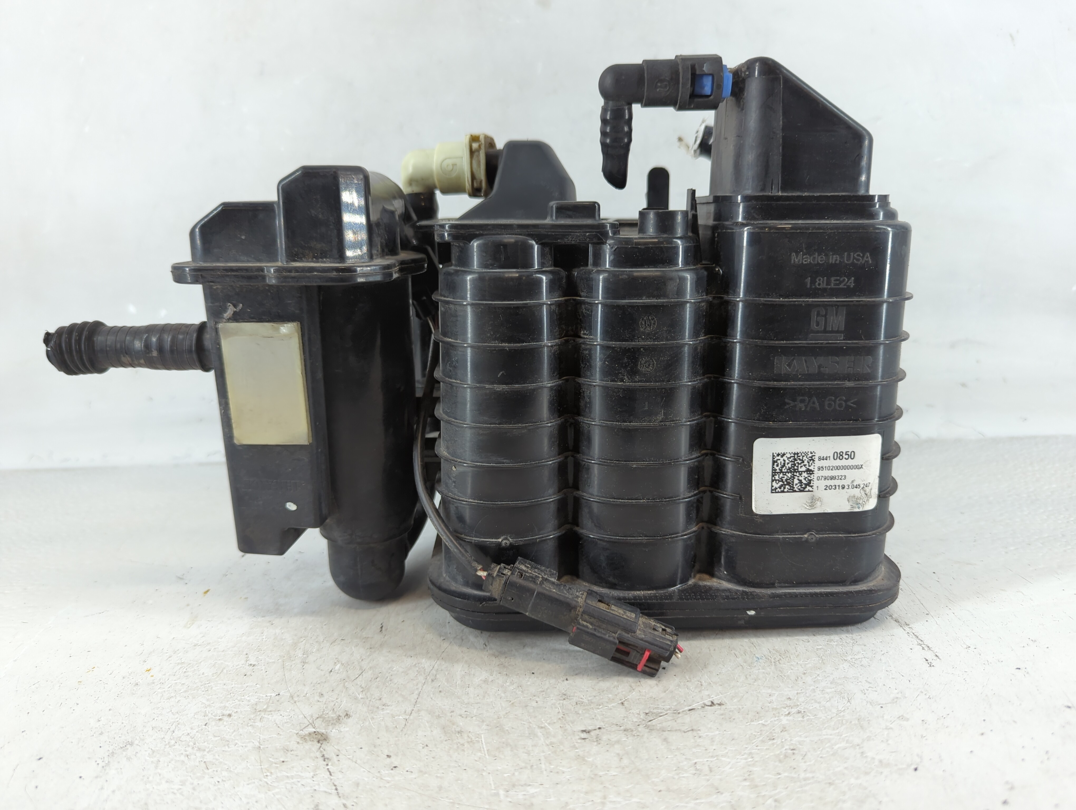 2021 Chevrolet Malibu Fuel Vapor Charcoal Canister 916007 - Oemusedautoparts1.com