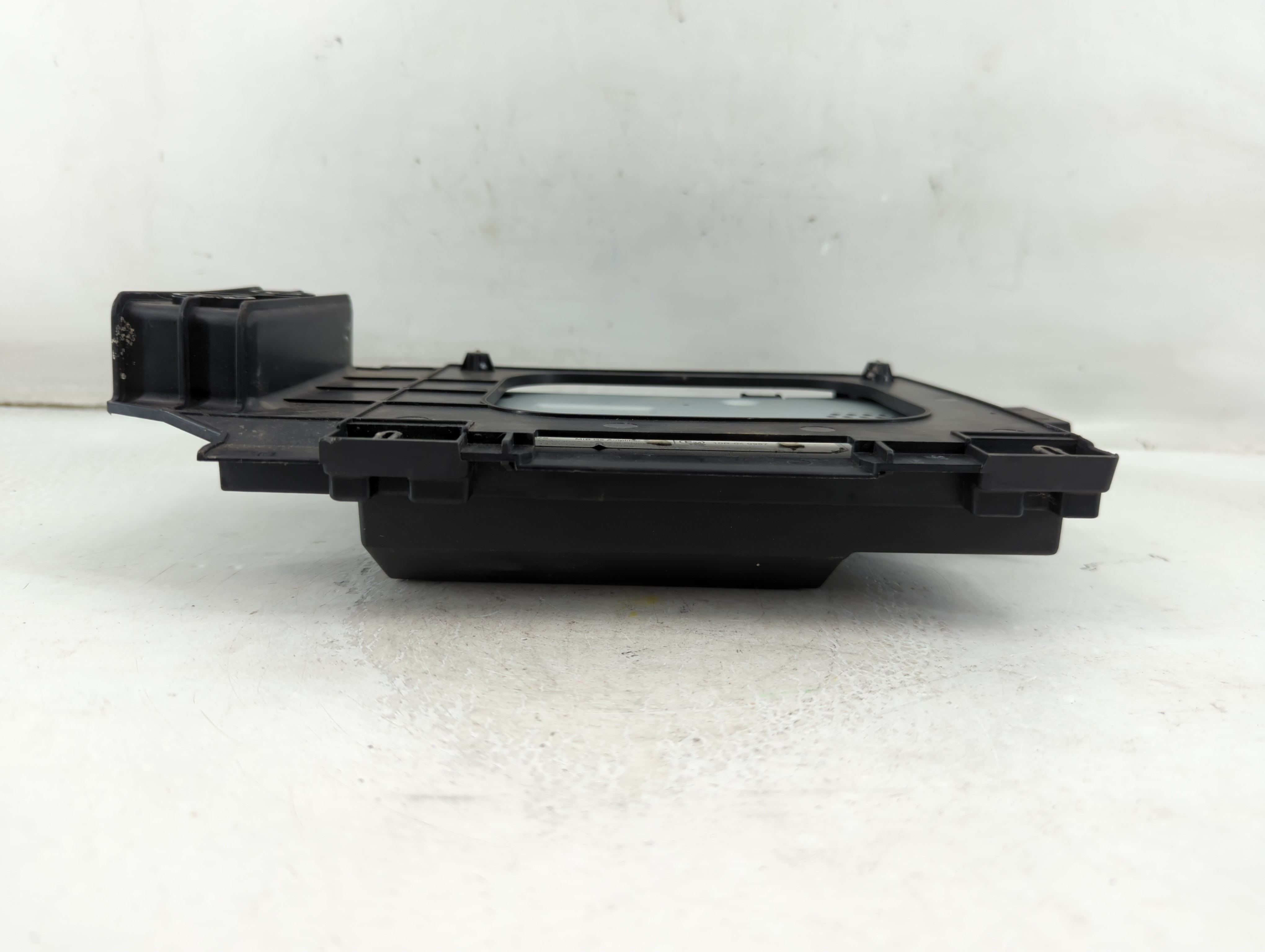 2015-2017 Volkswagen Gti Am Fm Cd Player Radio Receiver 916046 - Oemusedautoparts1.com