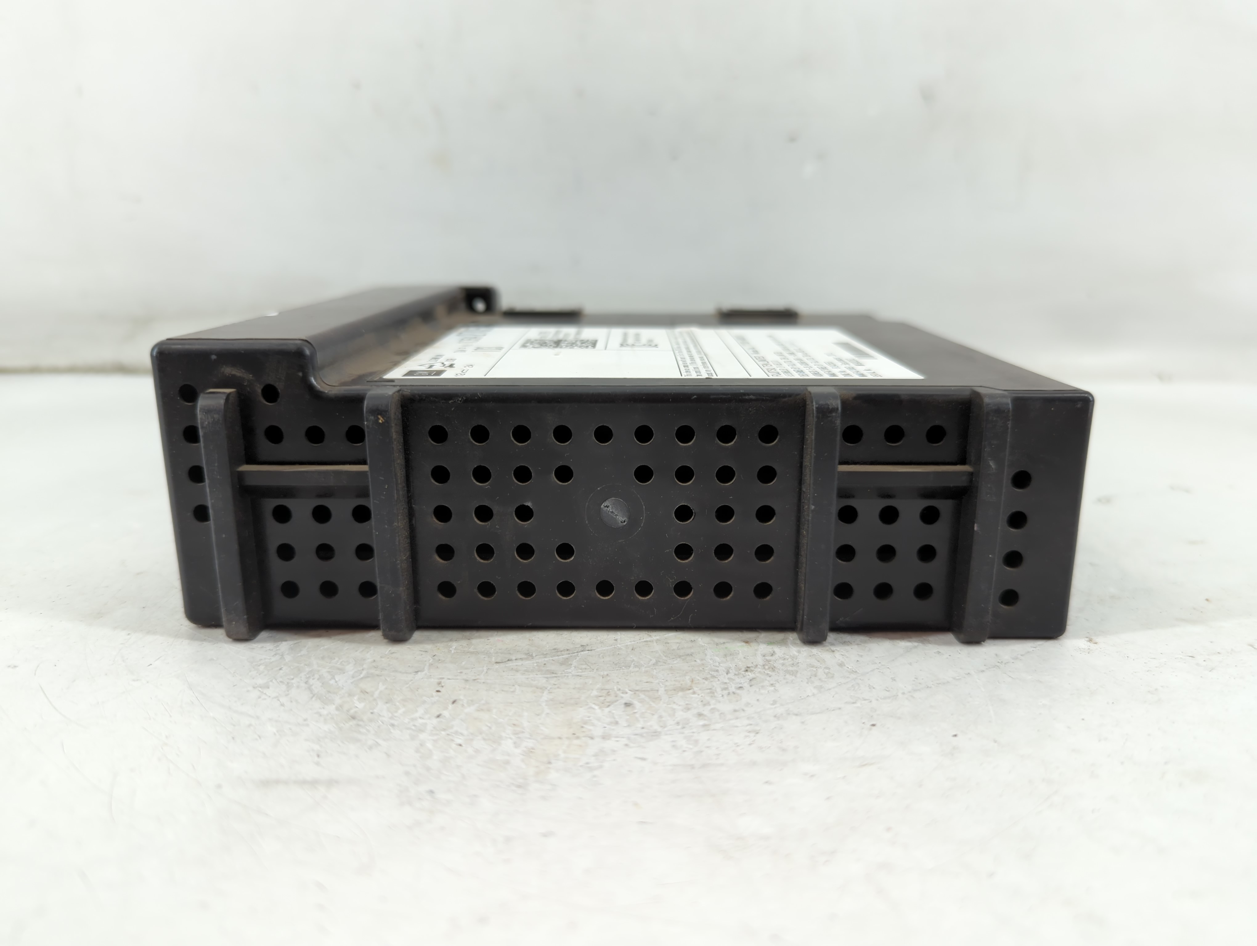 2014-2014 Gmc Sierra 1500 Am Fm Cd Player Radio Receiver 916052 - Oemusedautoparts1.com