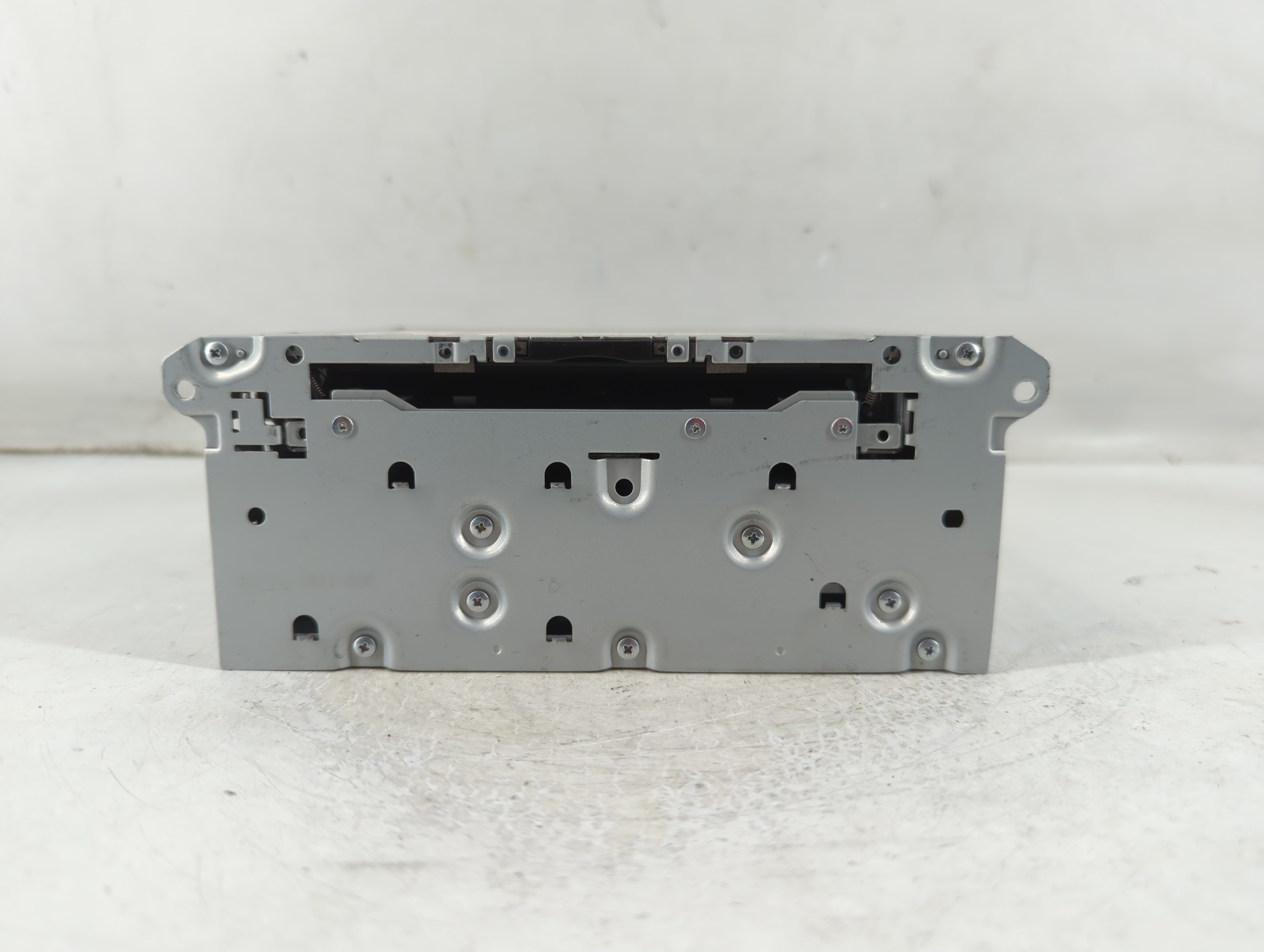 2014-2018 Infiniti Q50 Am Fm Cd Player Radio Receiver 916064 - Oemusedautoparts1.com