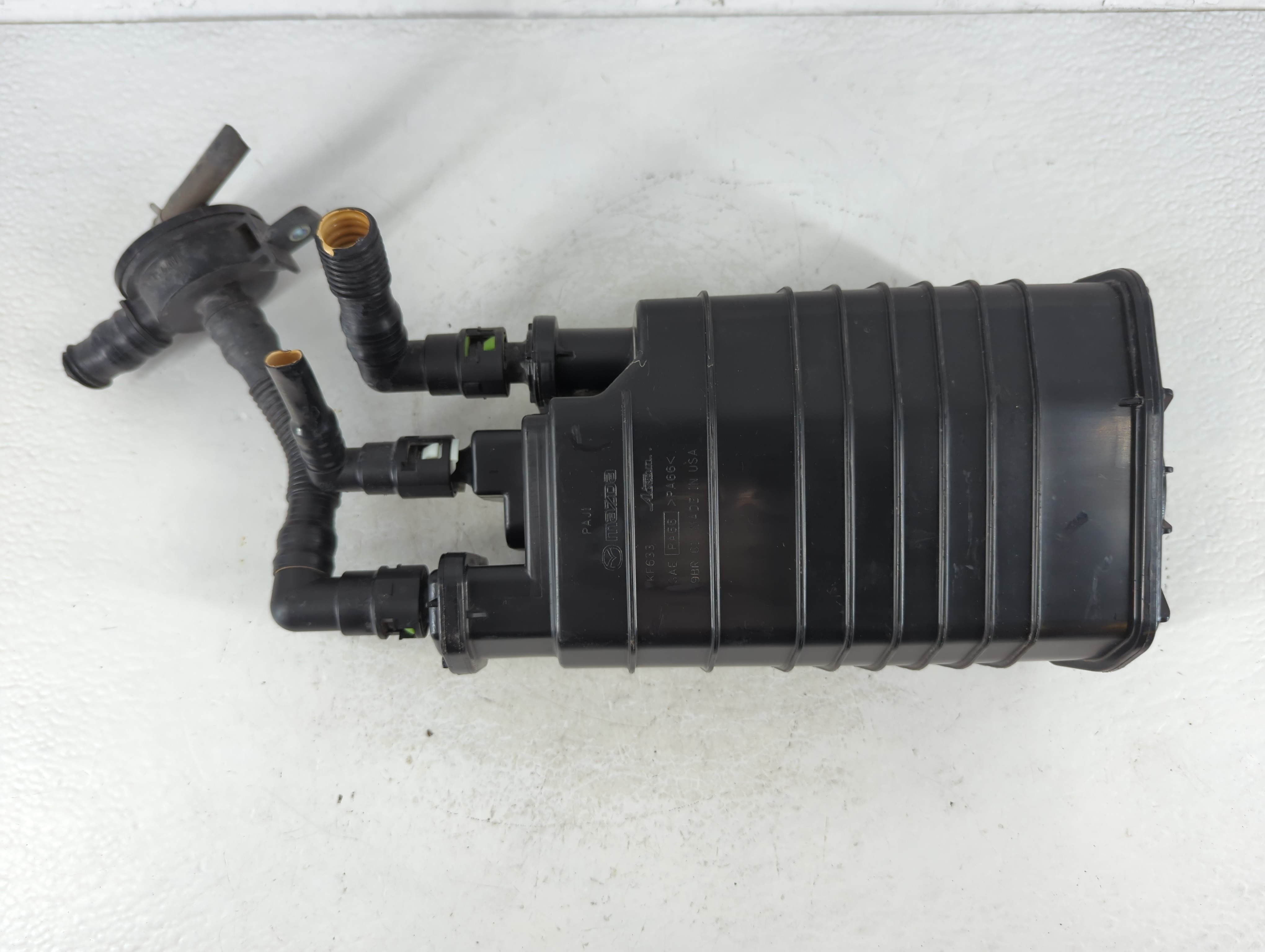 Picture of 2019 Mazda 3 Fuel Vapor Charcoal Canister 916084