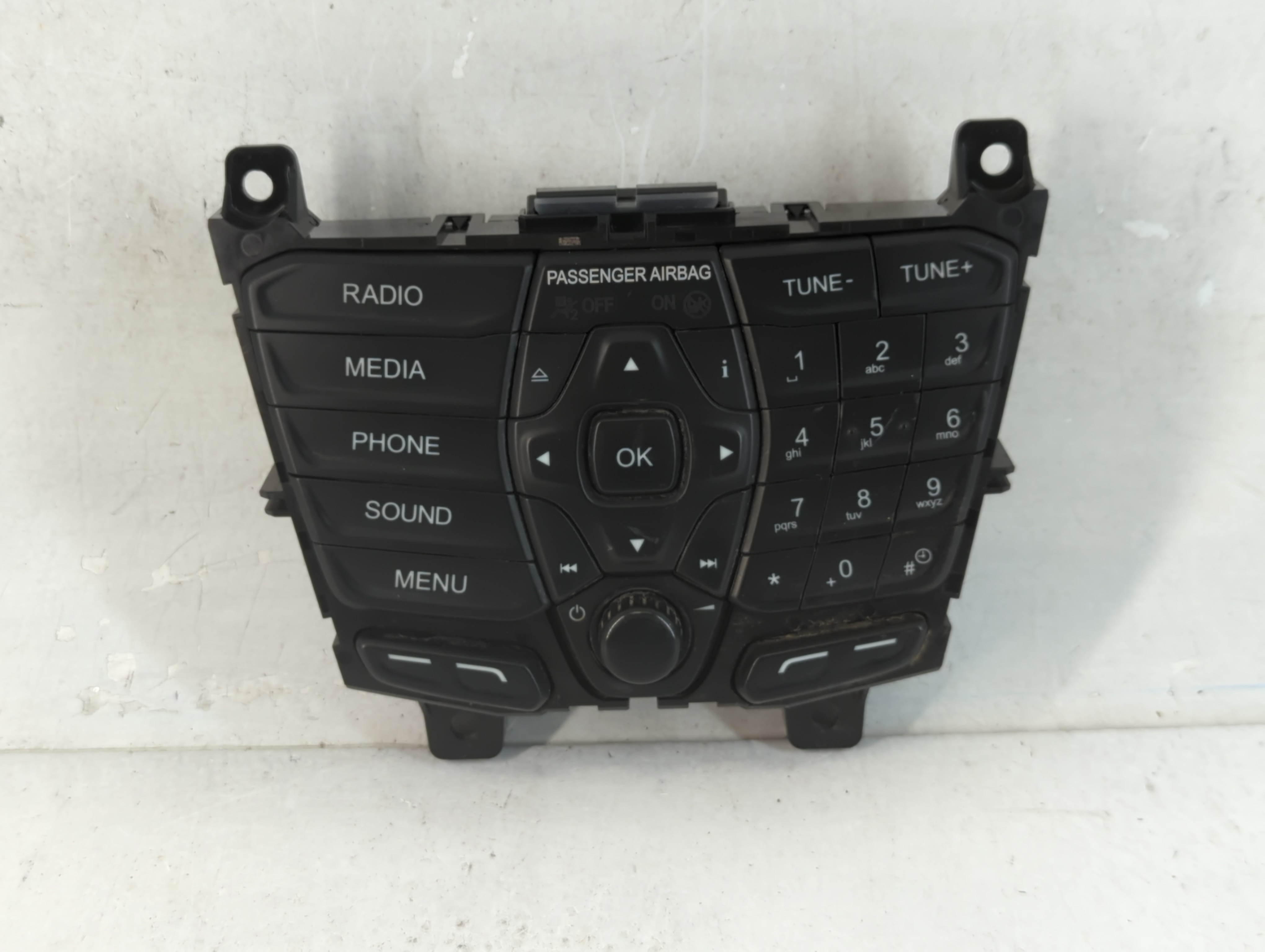2018-2018 Ford Transit Connect Am Fm Cd Player Radio Receiver 916099 - Oemusedautoparts1.com