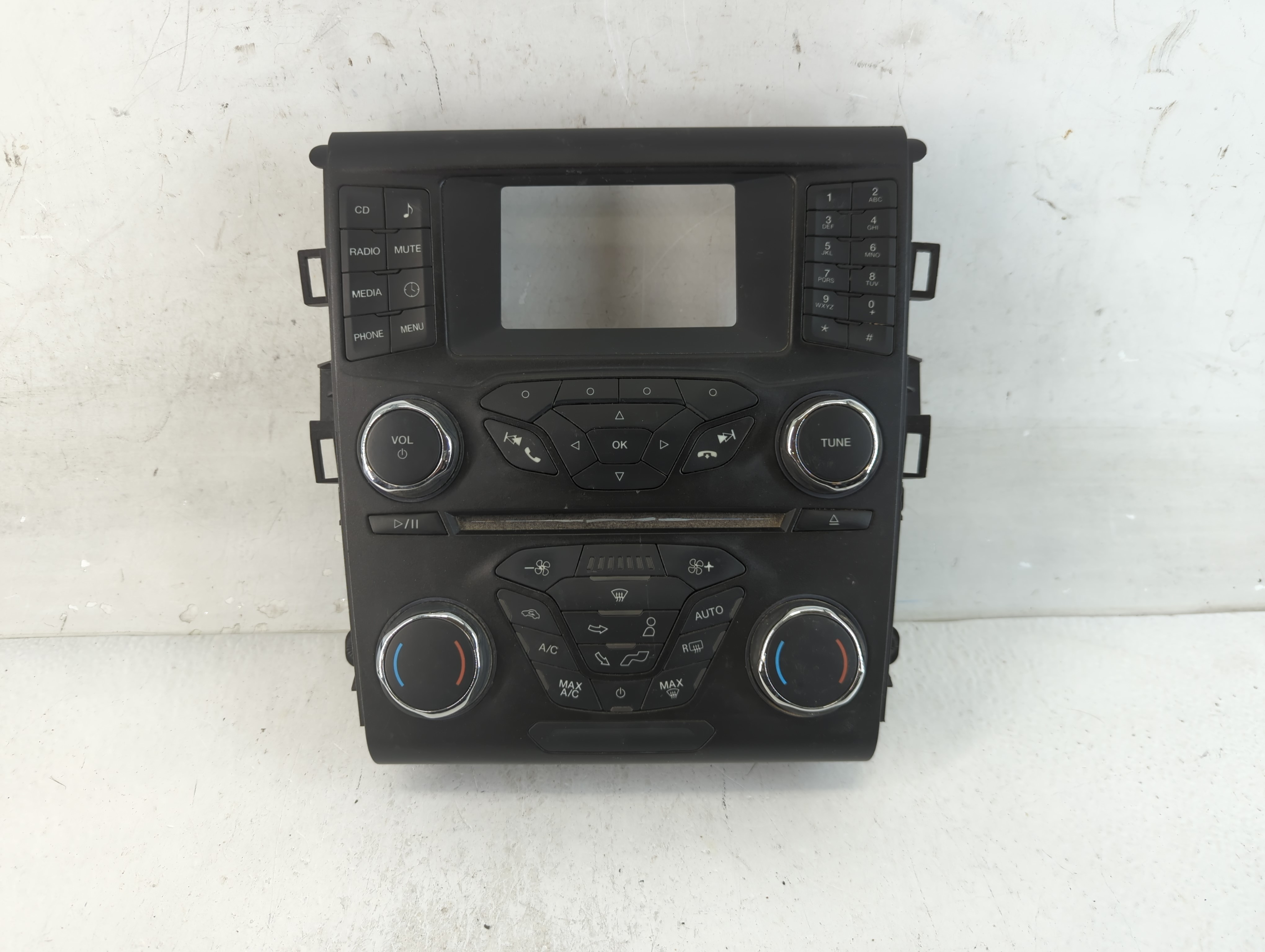 2017-2020 Ford Fusion Am Fm Cd Player Radio Receiver 916104 - Oemusedautoparts1.com