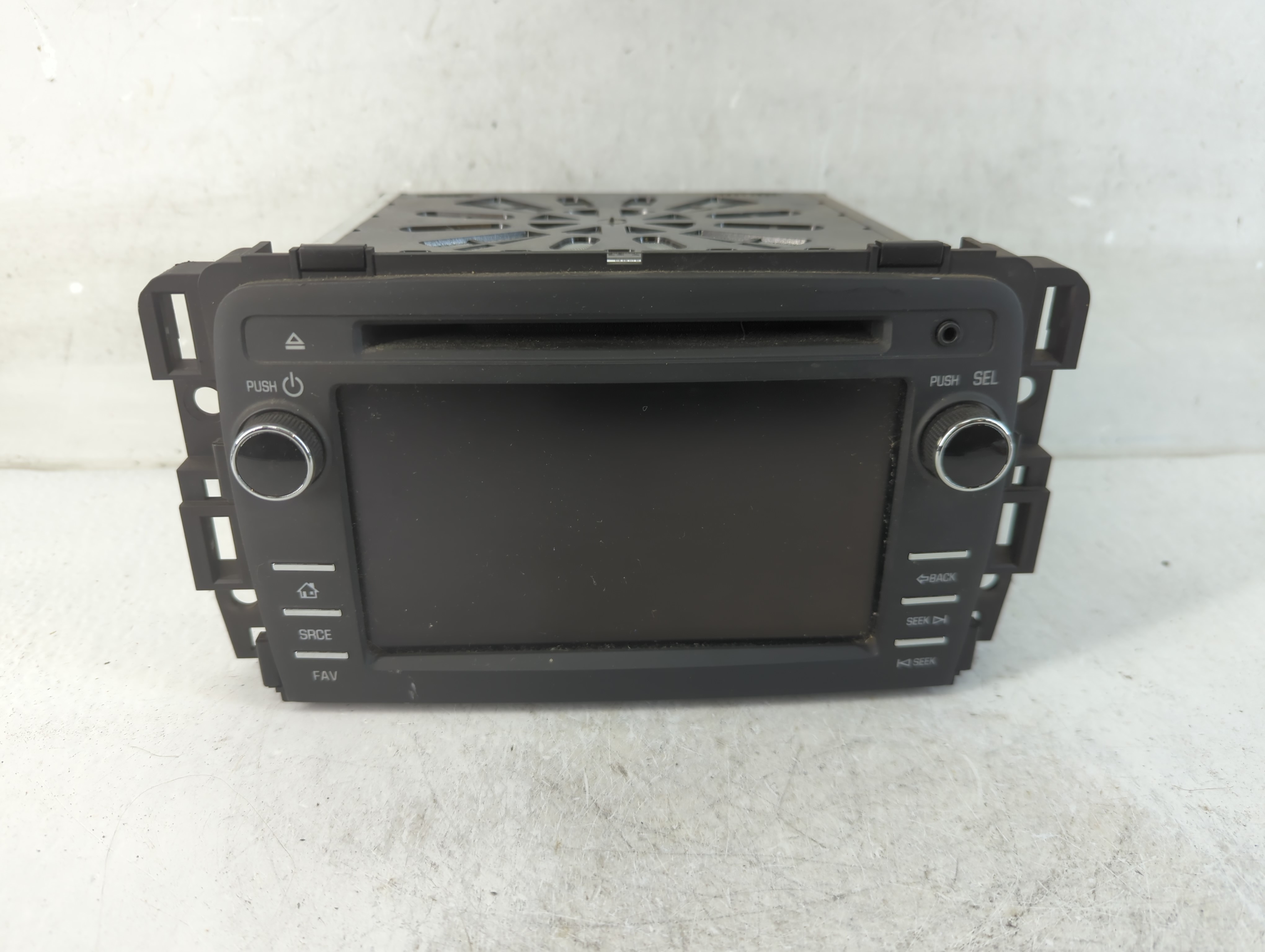 2016-2017 Buick Enclave Am Fm Cd Player Radio Receiver 916205 - Oemusedautoparts1.com
