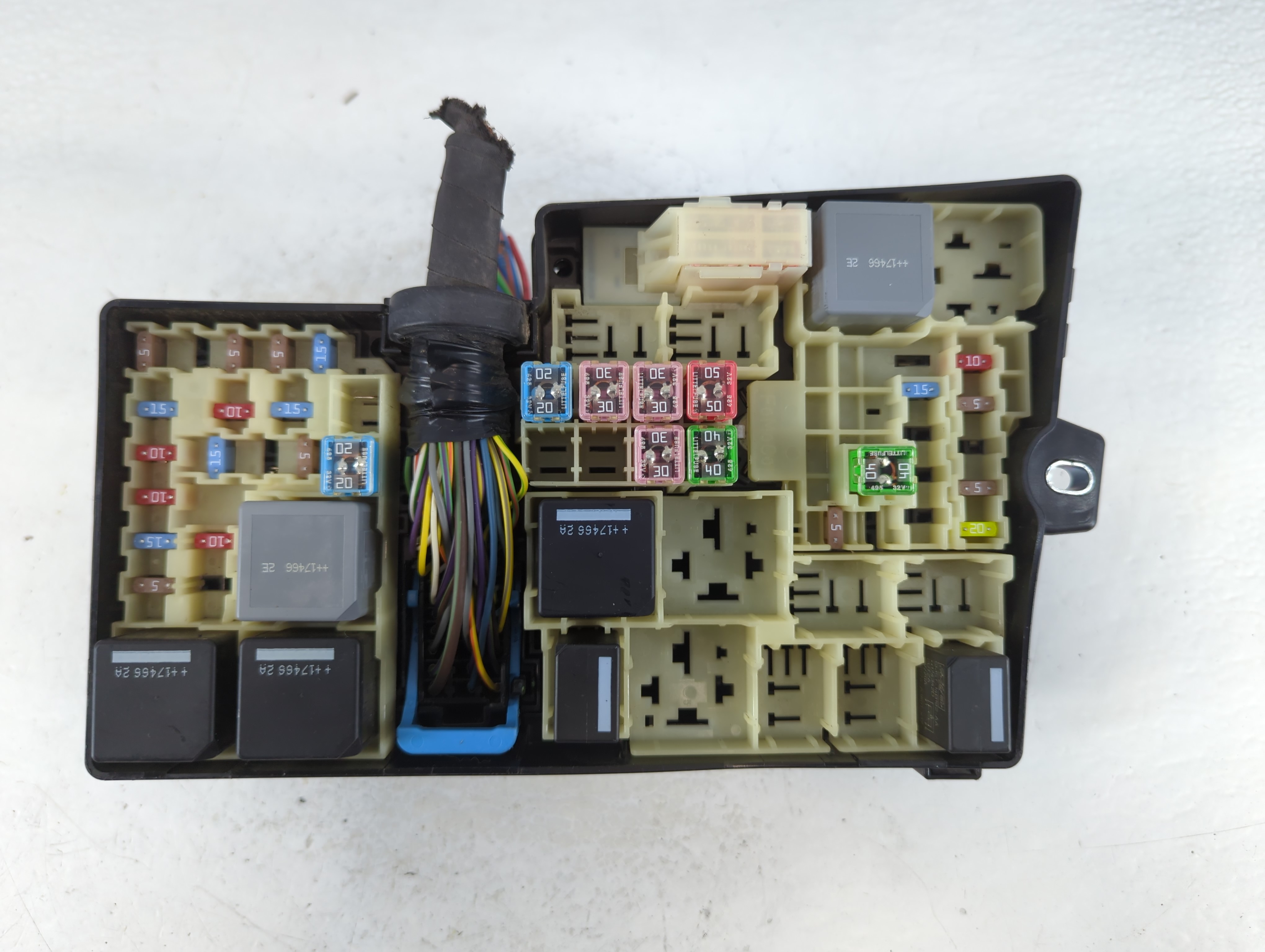 2018-2018 Ford Escape Fusebox Fuse Box Relay Module 916249 - Oemusedautoparts1.com