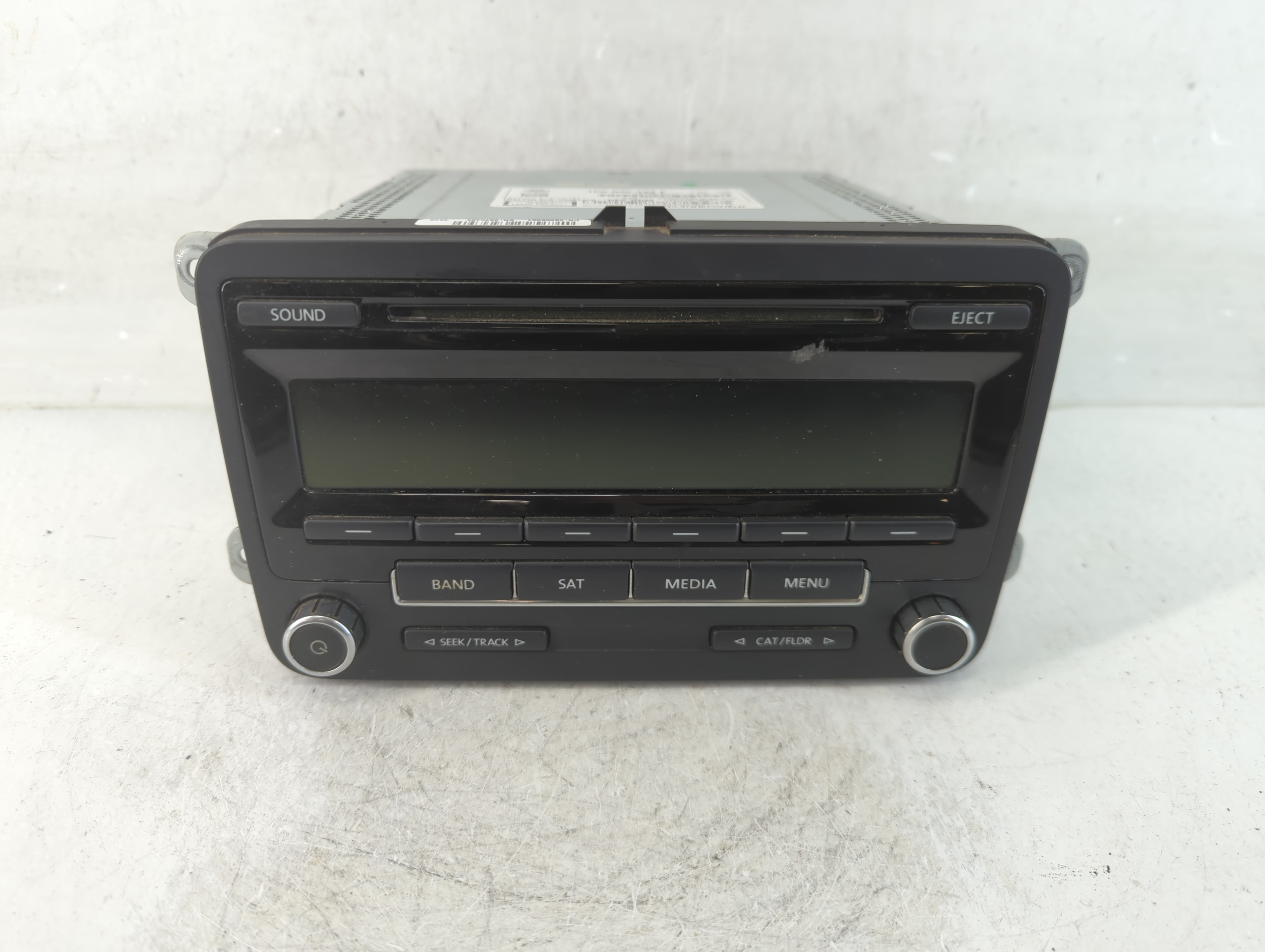 2014-2014 Volkswagen Jetta Am Fm Cd Player Radio Receiver 916277 - Oemusedautoparts1.com